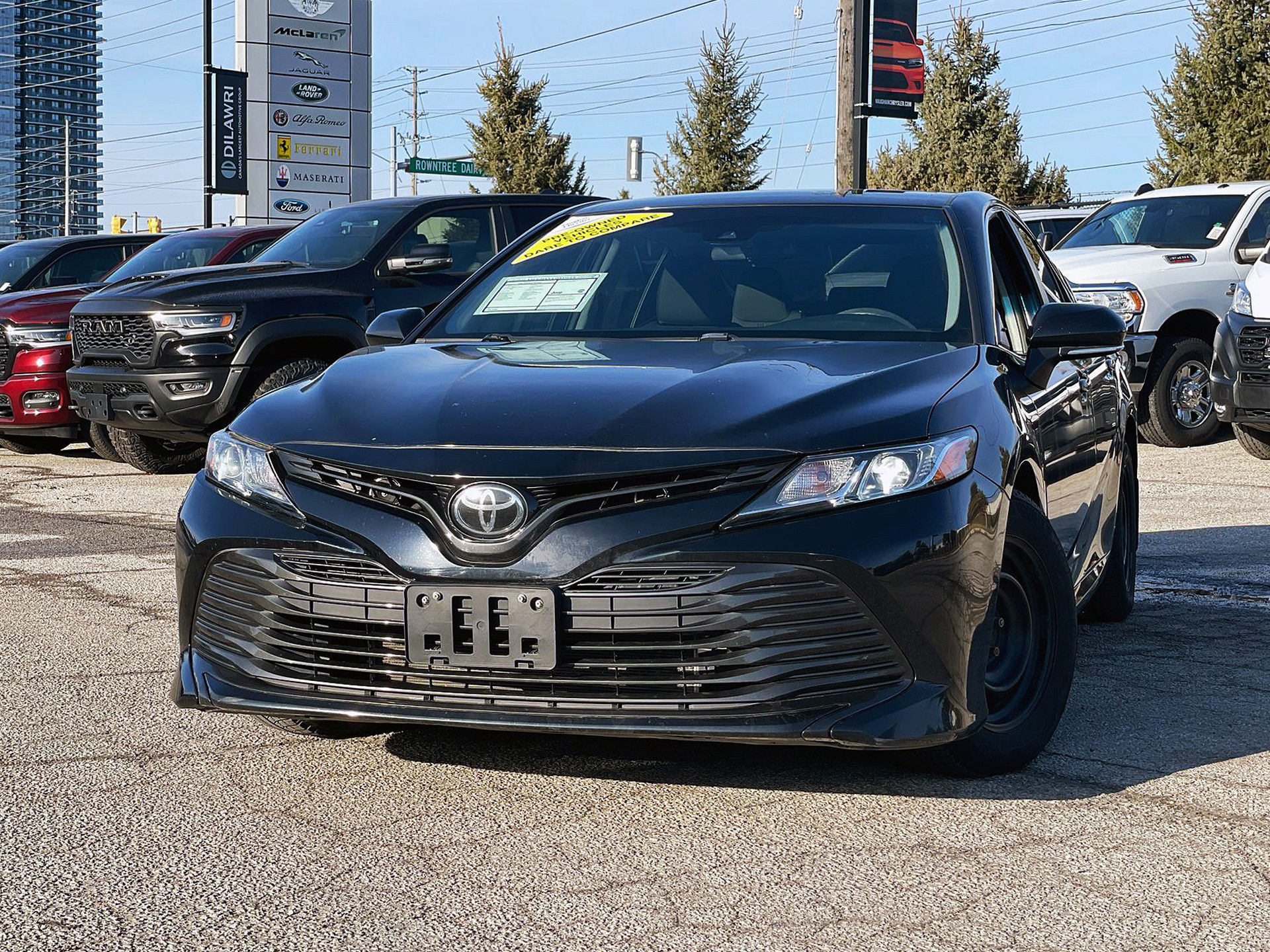 2018 Toyota Camry in Woodbridge, Ontario