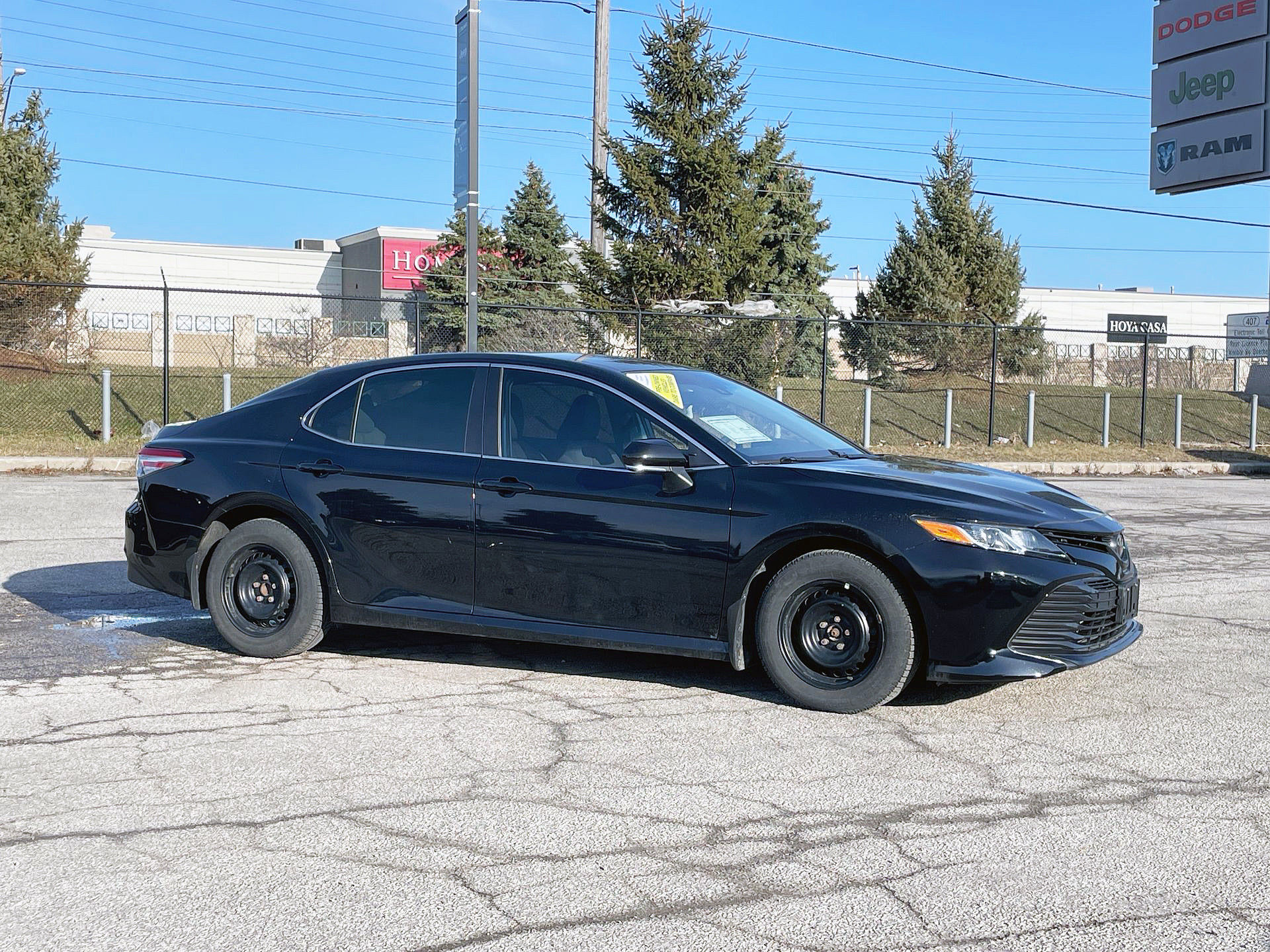 2018 Toyota Camry in Woodbridge, Ontario