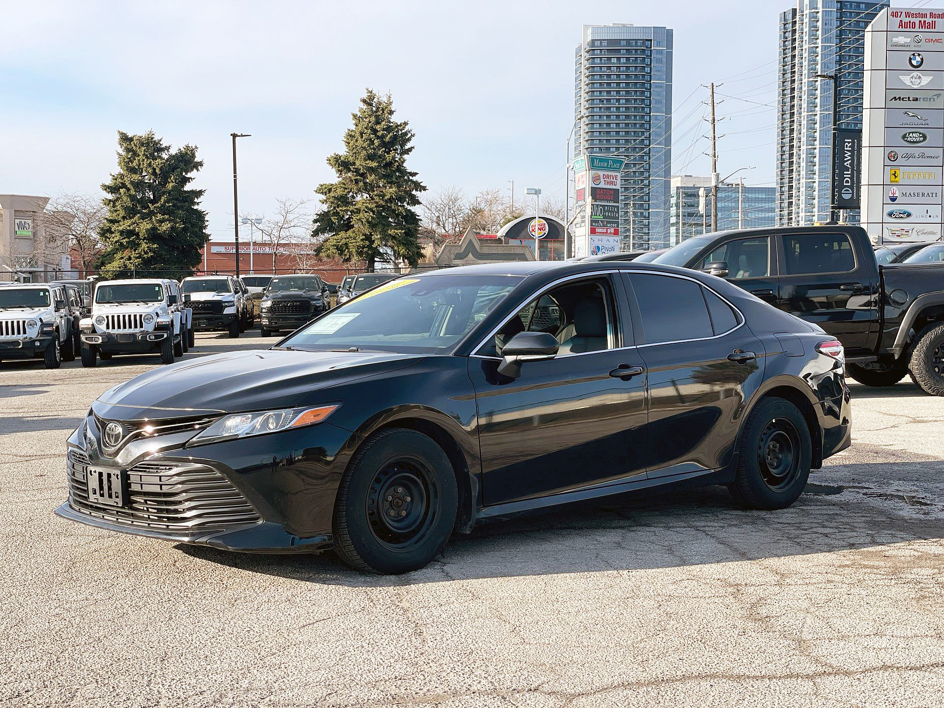 2018 Toyota Camry in Woodbridge, Ontario