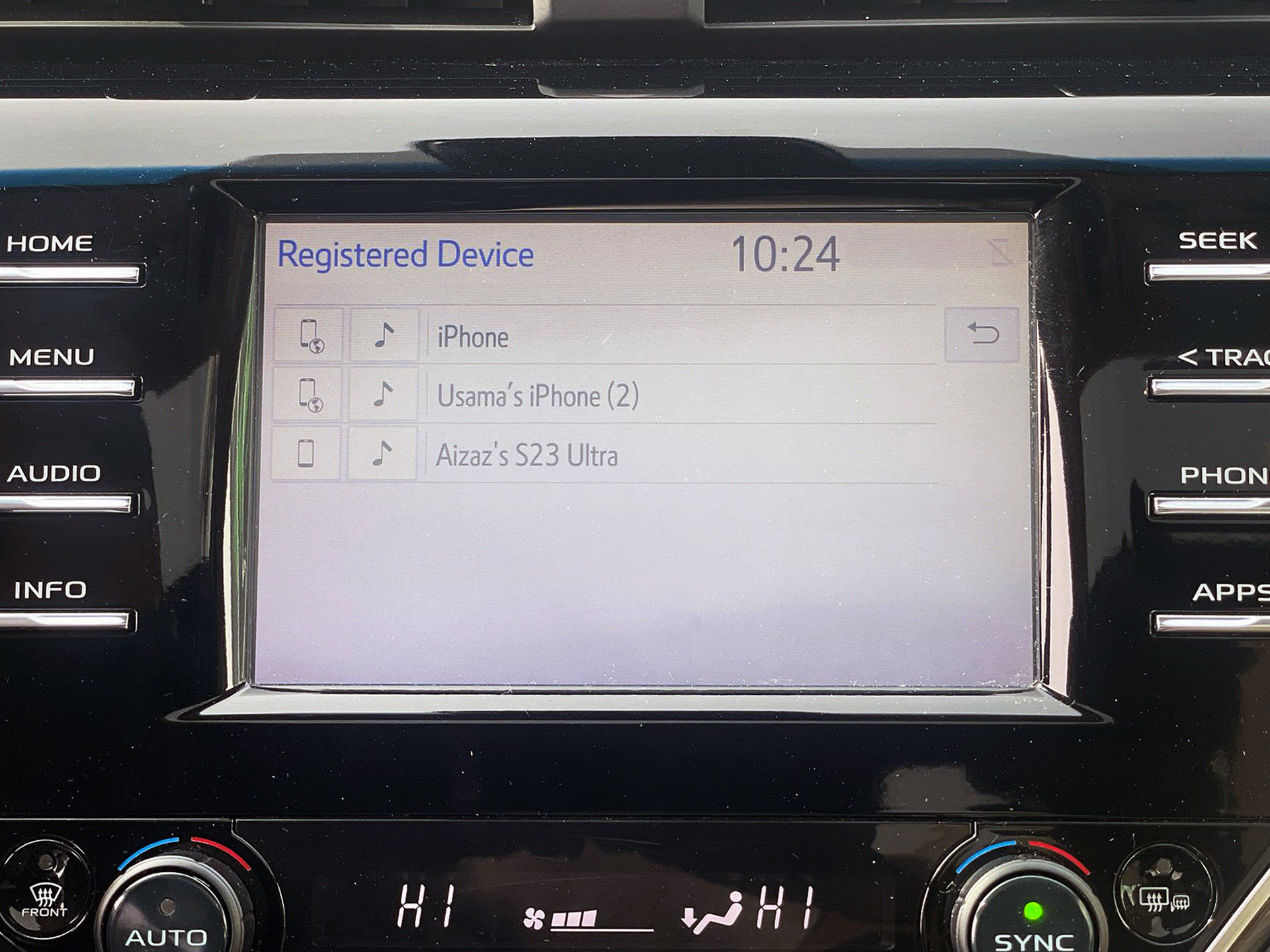 2018 Toyota Camry in Woodbridge, Ontario