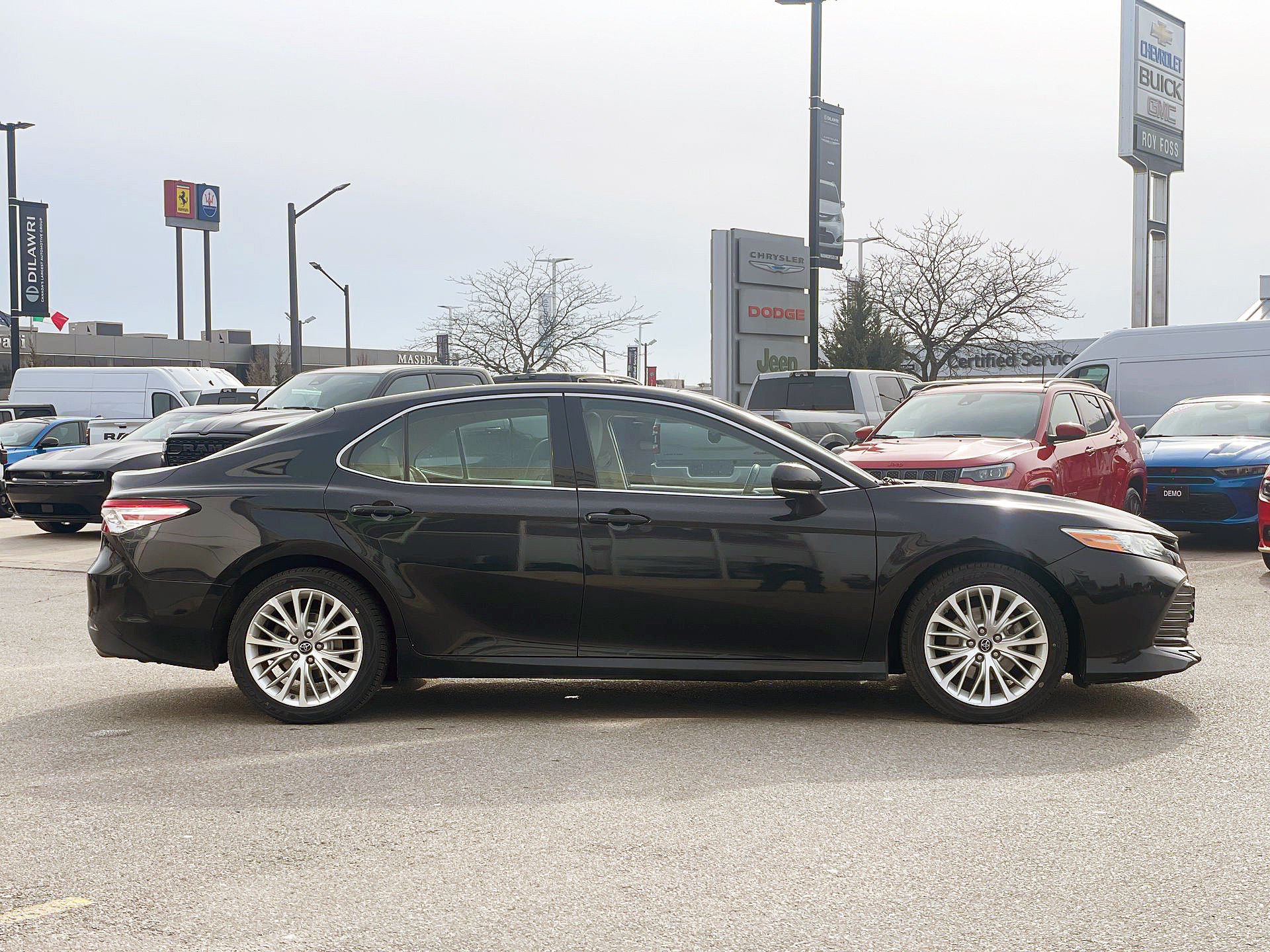 2018 Toyota Camry in Woodbridge, Ontario