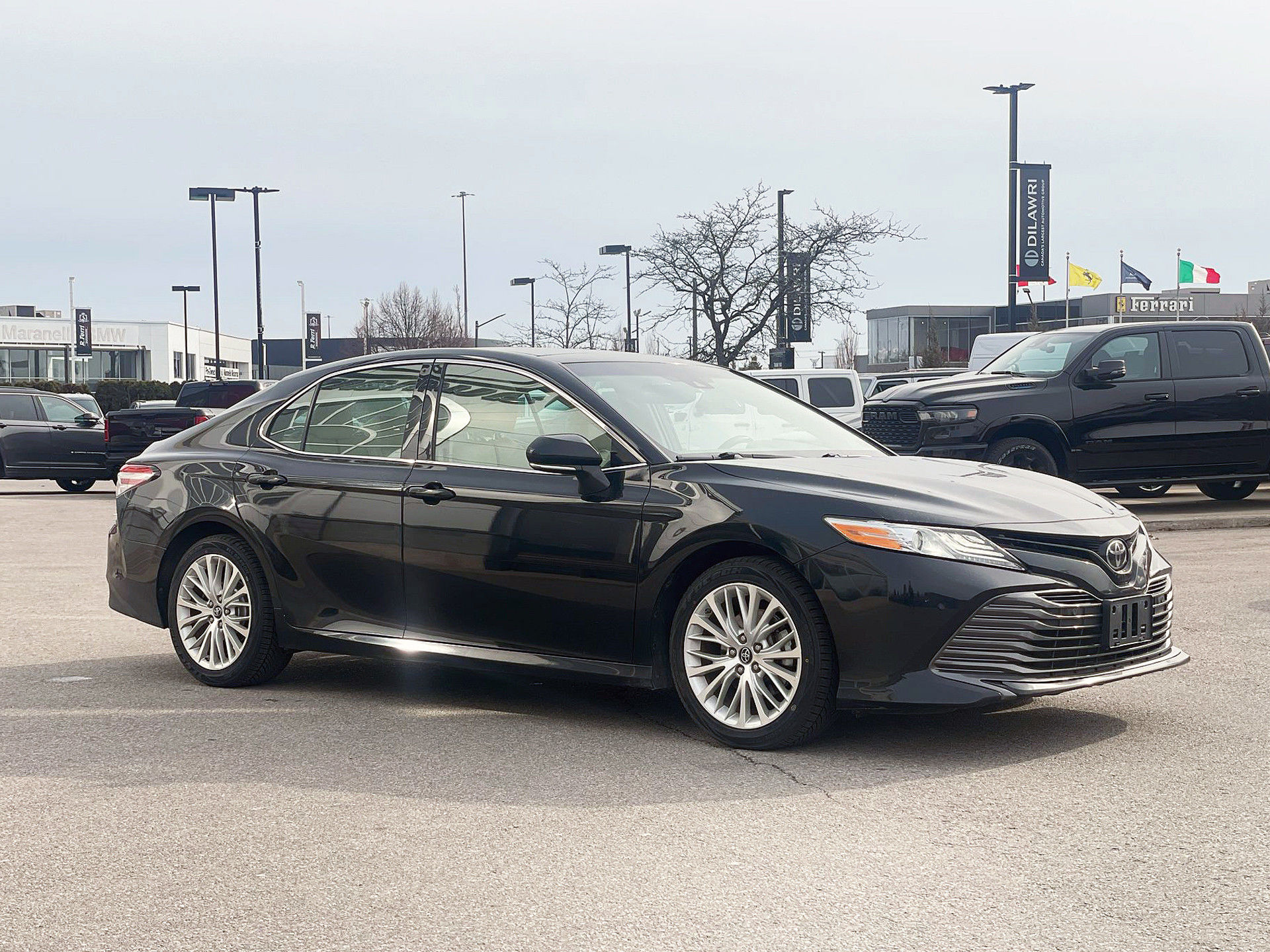 2018 Toyota Camry in Woodbridge, Ontario