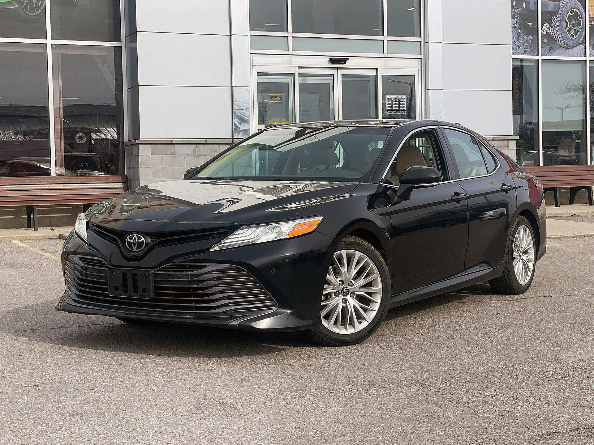 2018 Toyota Camry in Woodbridge, Ontario