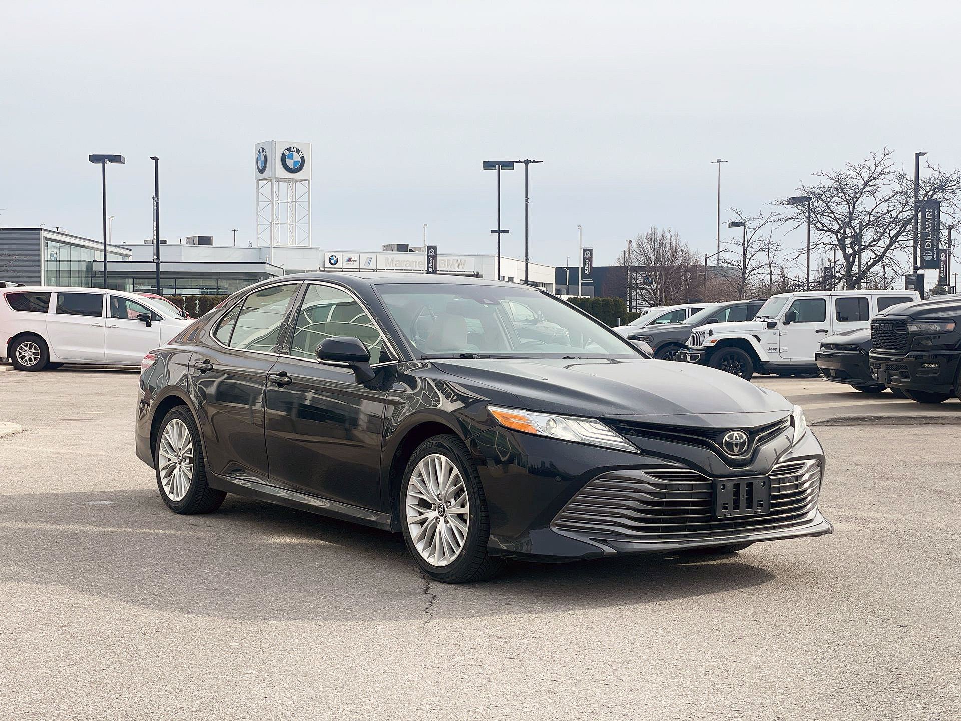 2018 Toyota Camry in Woodbridge, Ontario