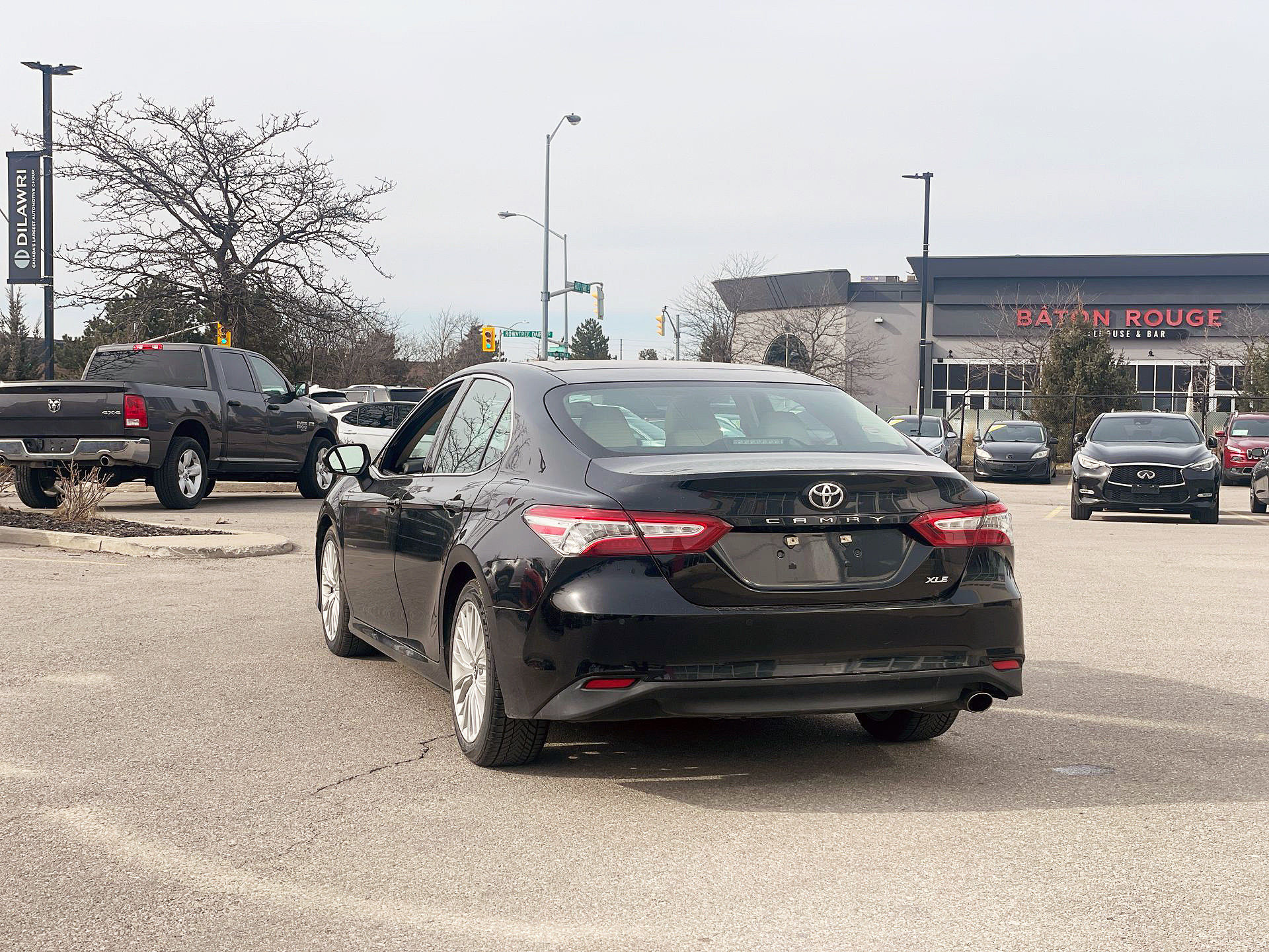 2018 Toyota Camry in Woodbridge, Ontario