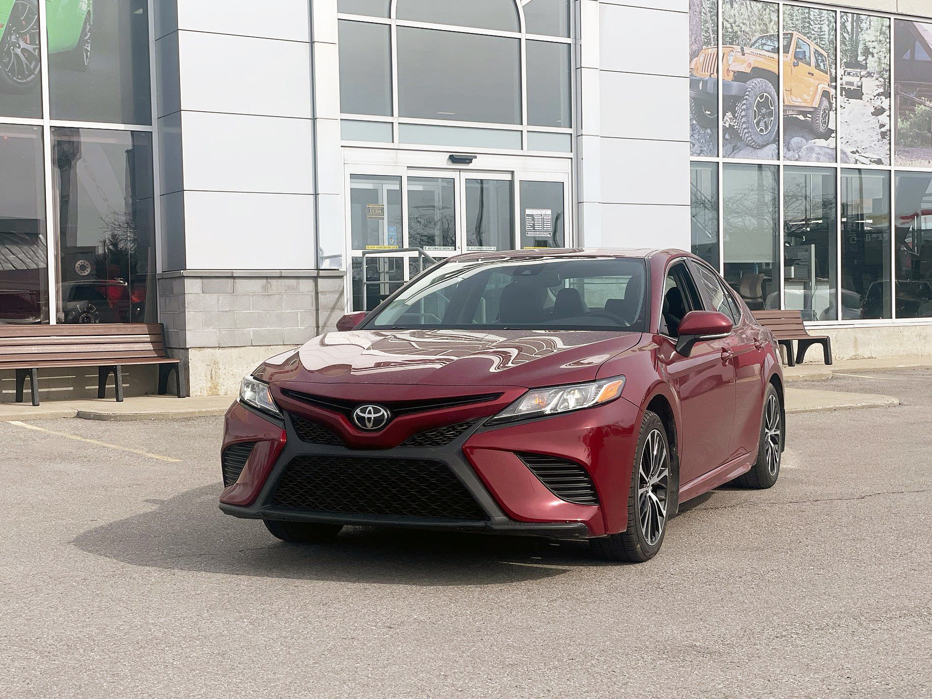 2018 Toyota Camry in Woodbridge, Ontario
