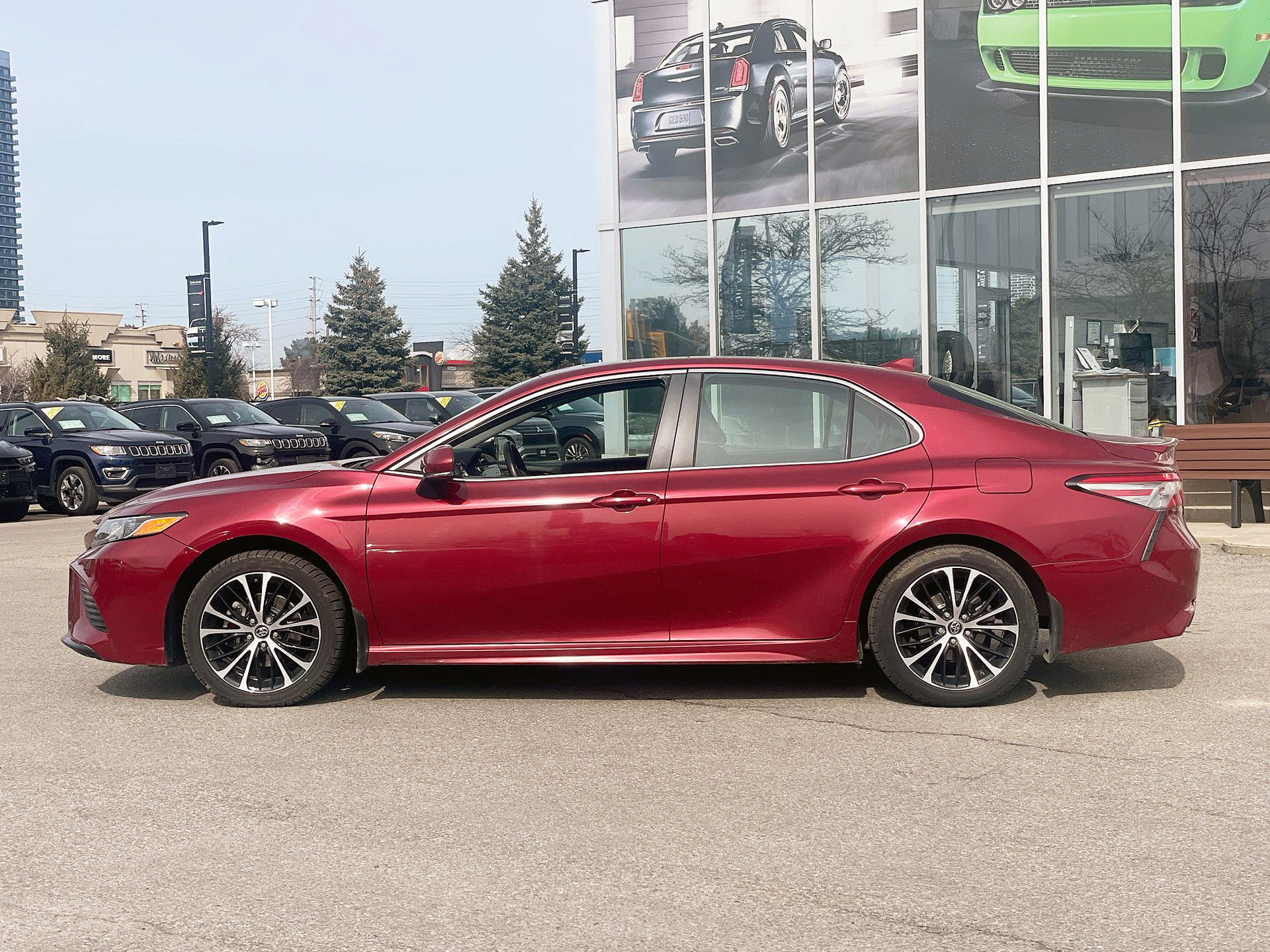 2018 Toyota Camry in Woodbridge, Ontario