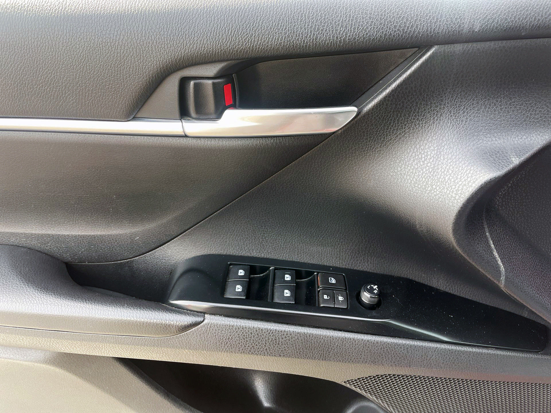 2018 Toyota Camry in Woodbridge, Ontario