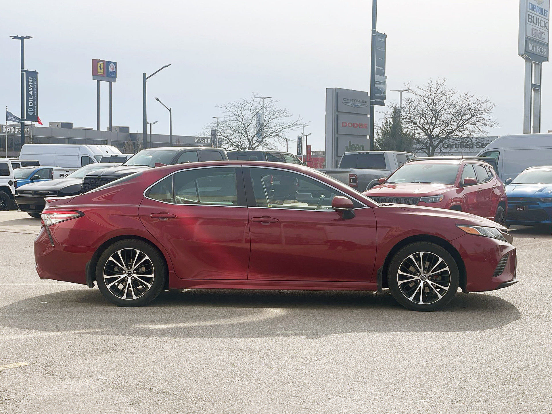2018 Toyota Camry in Woodbridge, Ontario