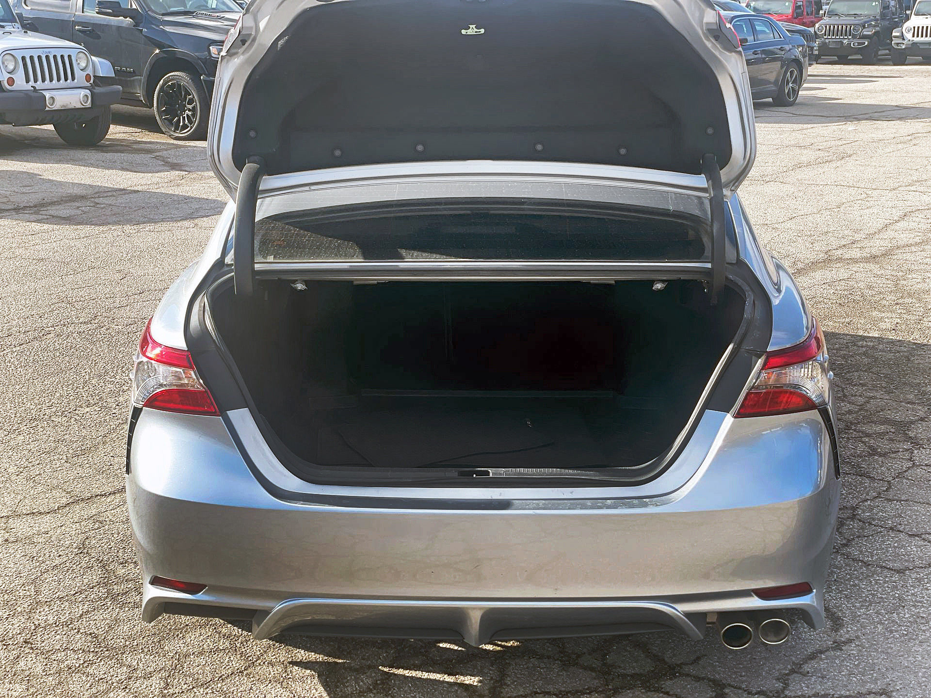 Toyota Camry  2018 à Woodbridge, Ontario