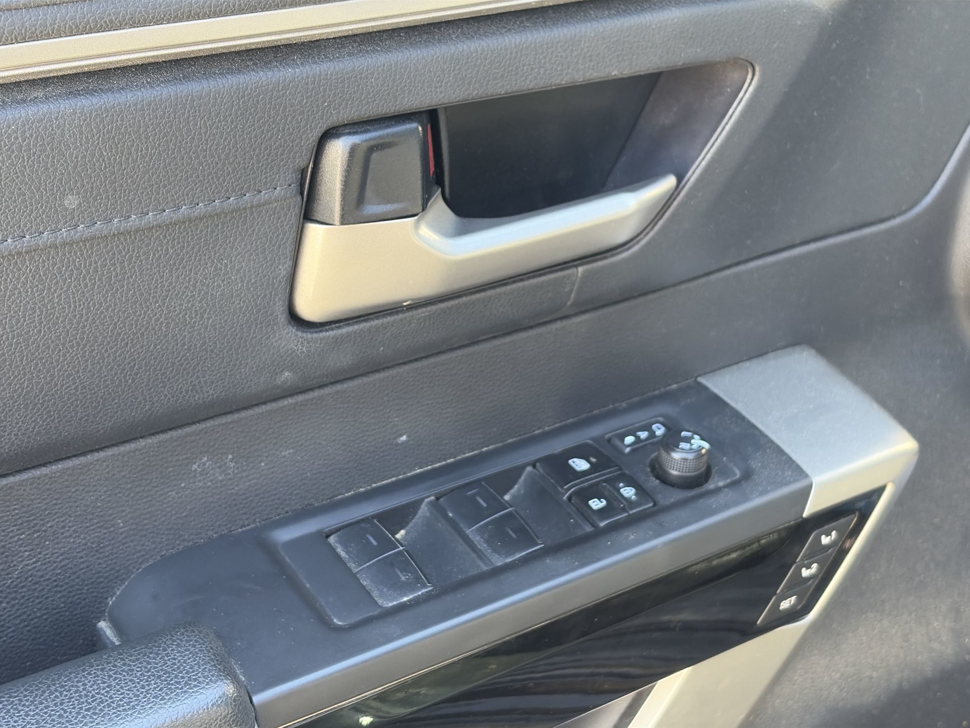 2023 Toyota TUNDRA