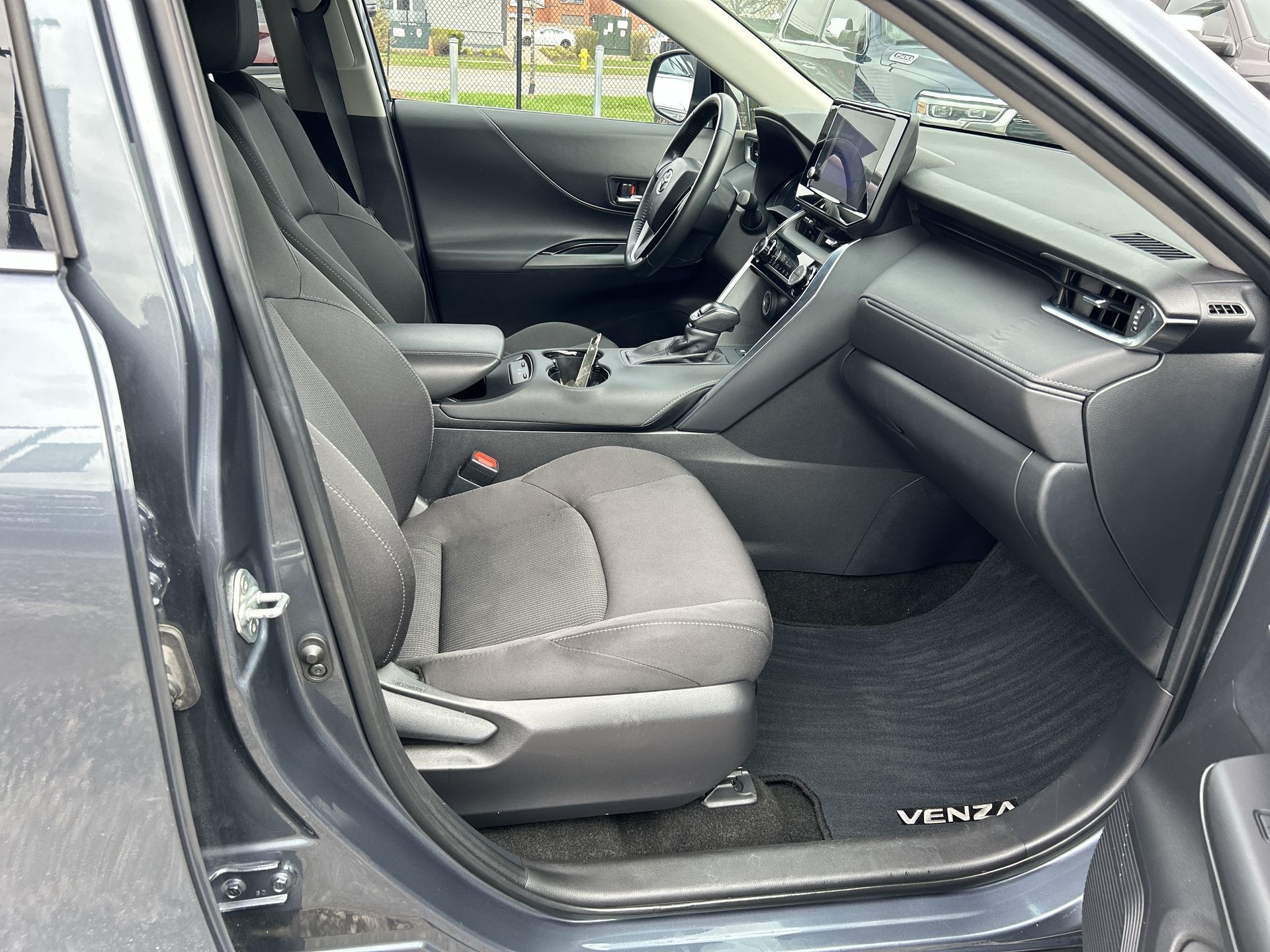 2024 Toyota Venza Hybrid