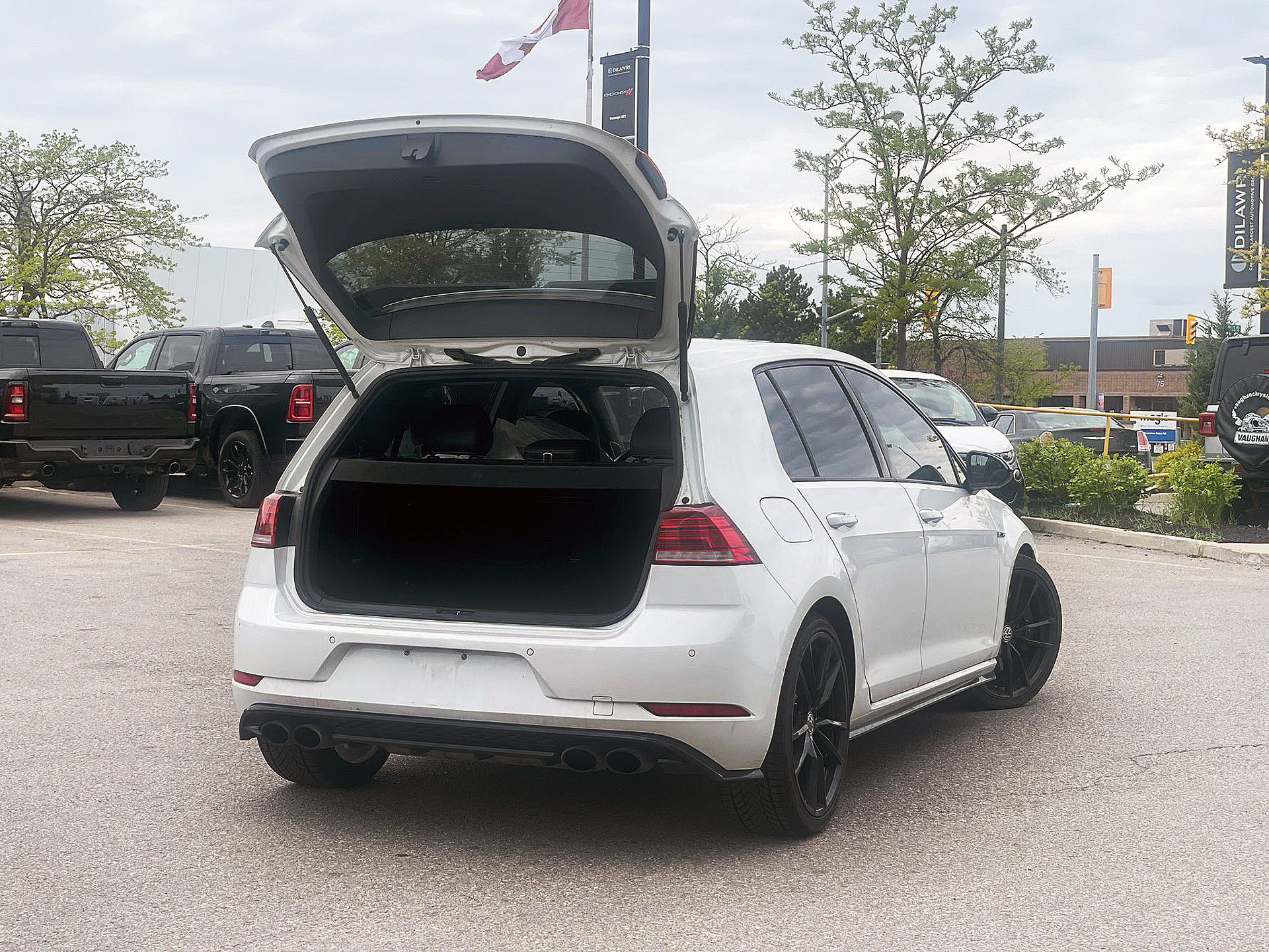 Volkswagen Golf R  2018 à Woodbridge, Ontario