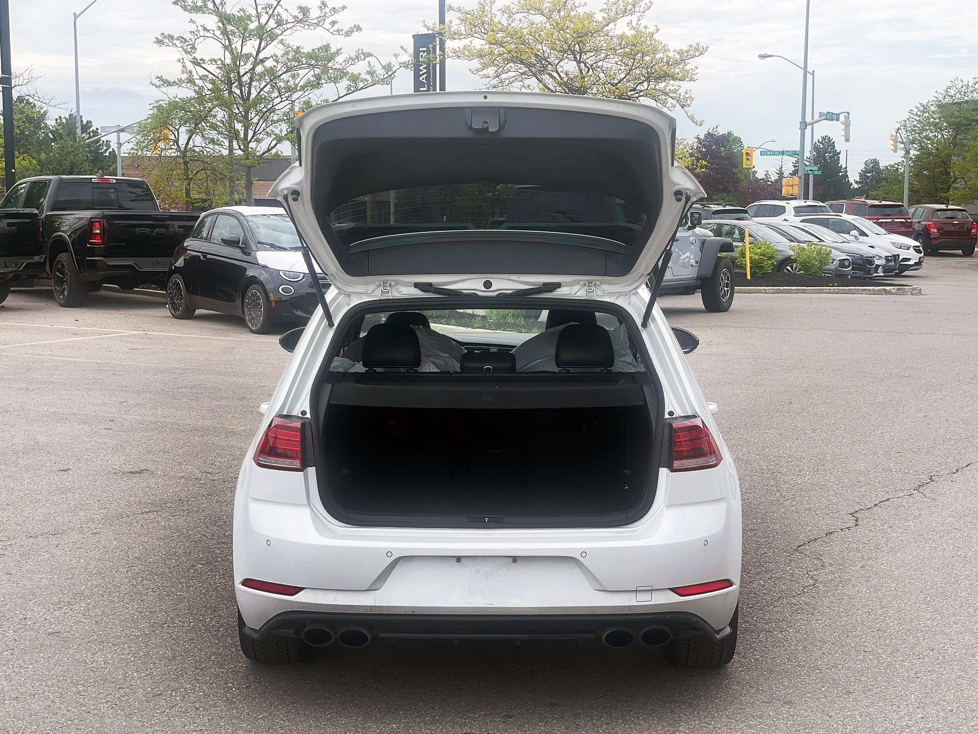 Volkswagen Golf R  2018 à Woodbridge, Ontario