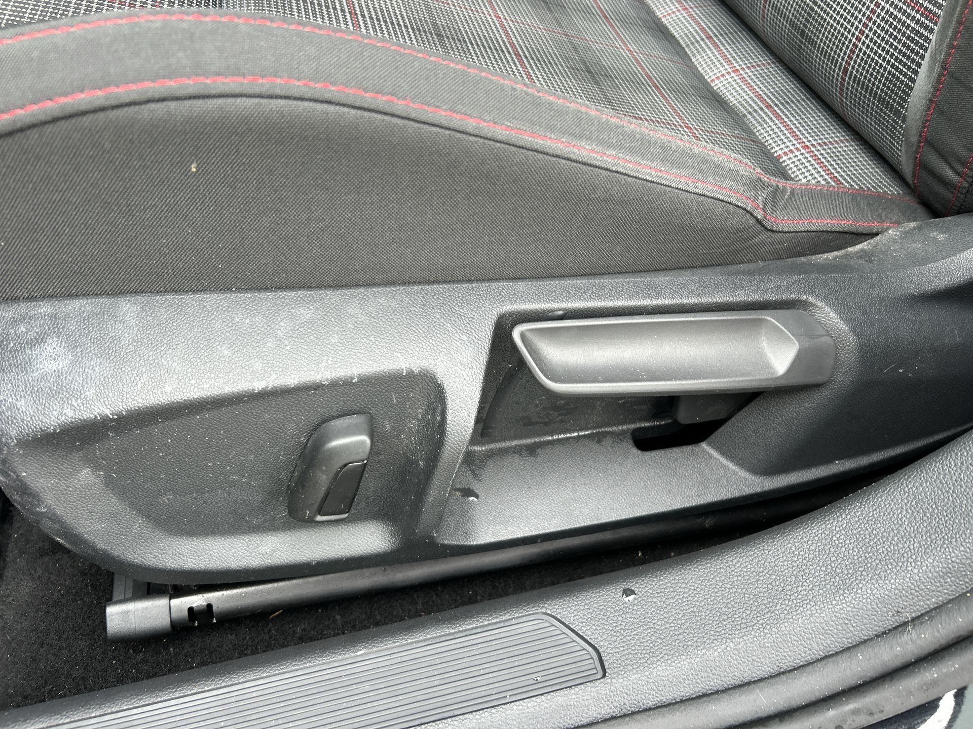 2023 Volkswagen GTI in Woodbridge, Ontario