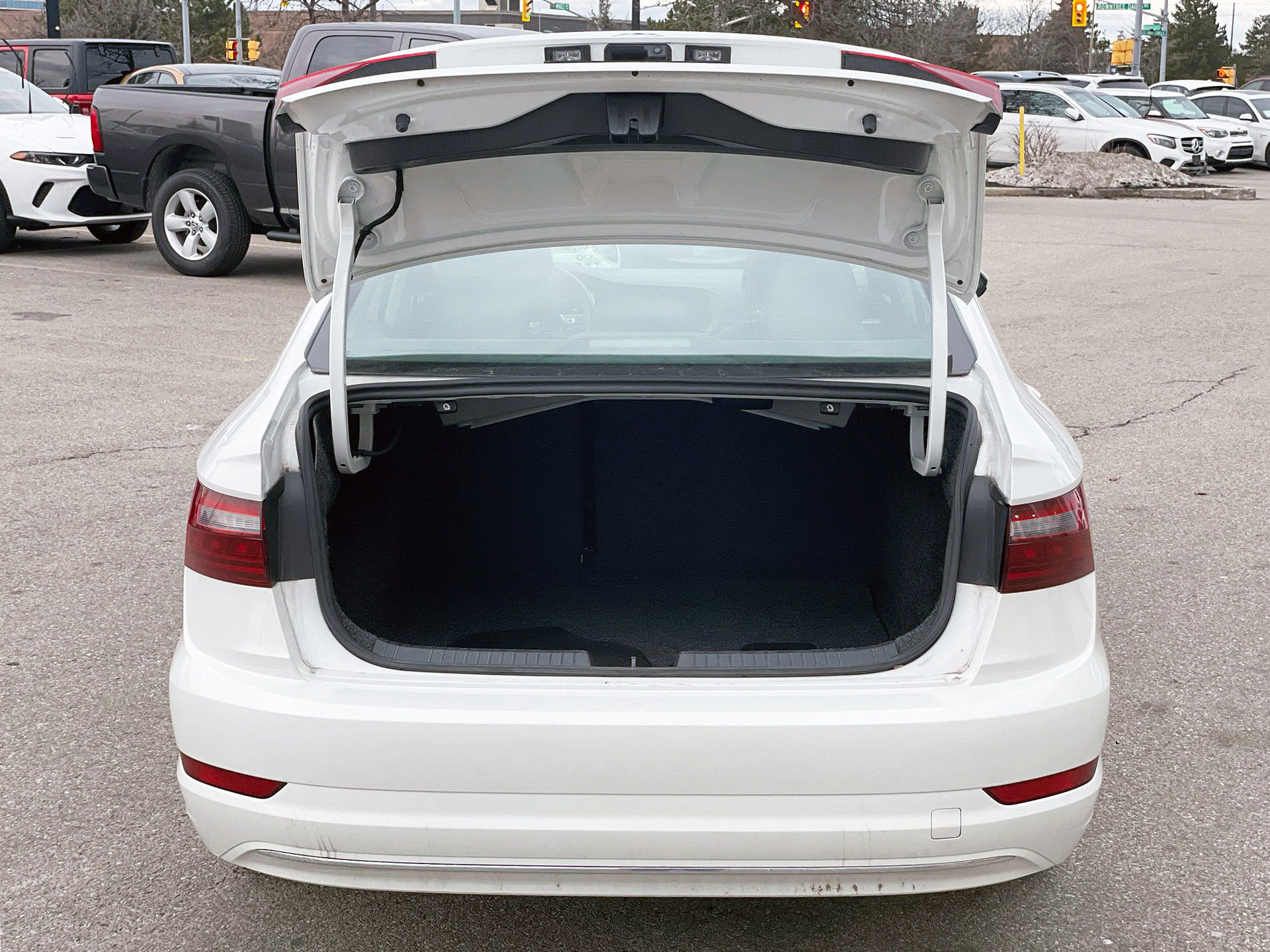 2021 Volkswagen Jetta in Woodbridge, Ontario