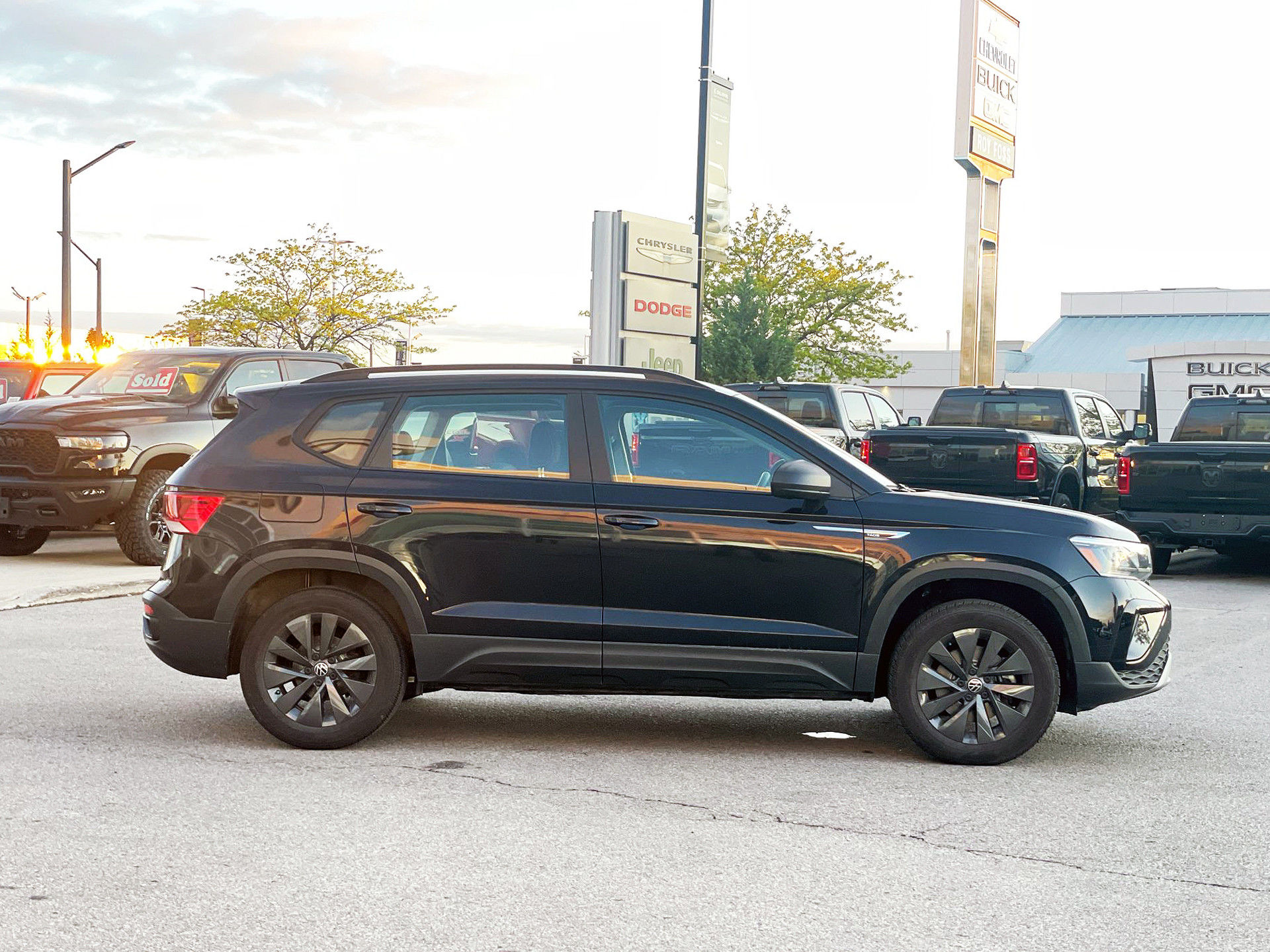 2022 Volkswagen Taos in Woodbridge, Ontario