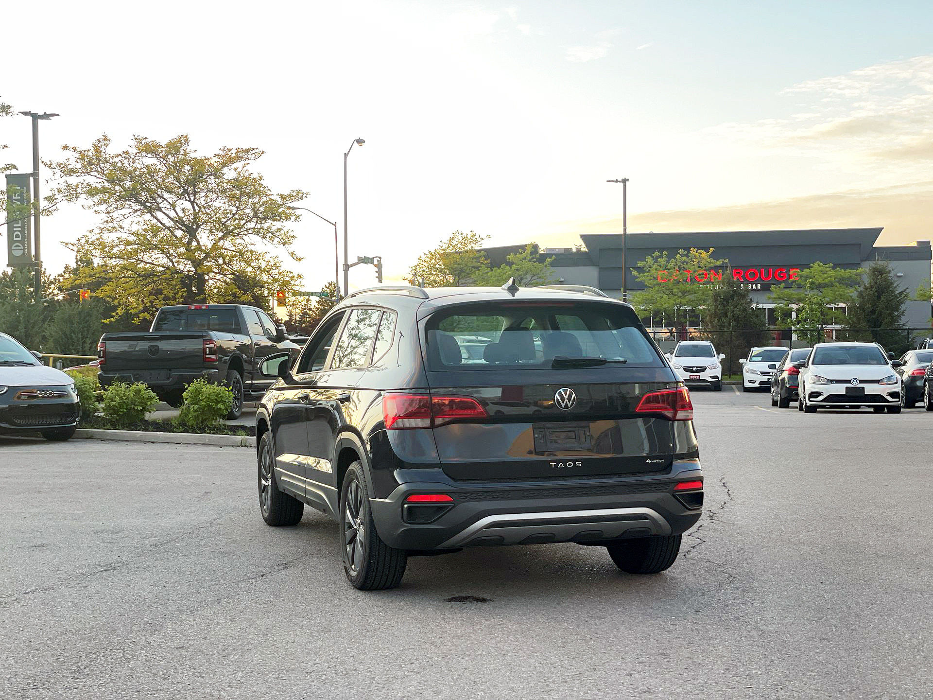 2022 Volkswagen Taos in Woodbridge, Ontario