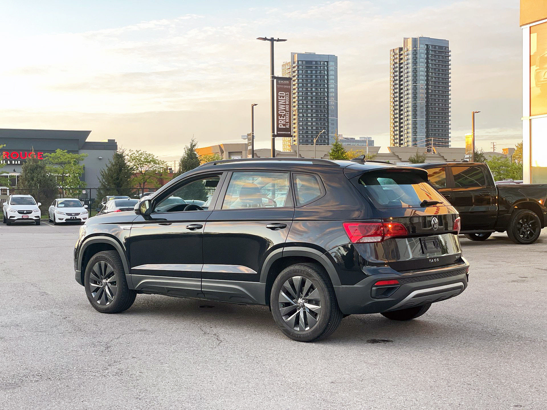 2022 Volkswagen Taos in Woodbridge, Ontario