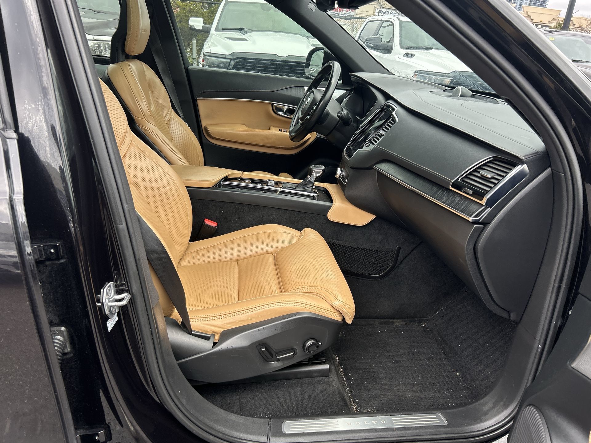 2020 Volvo XC90