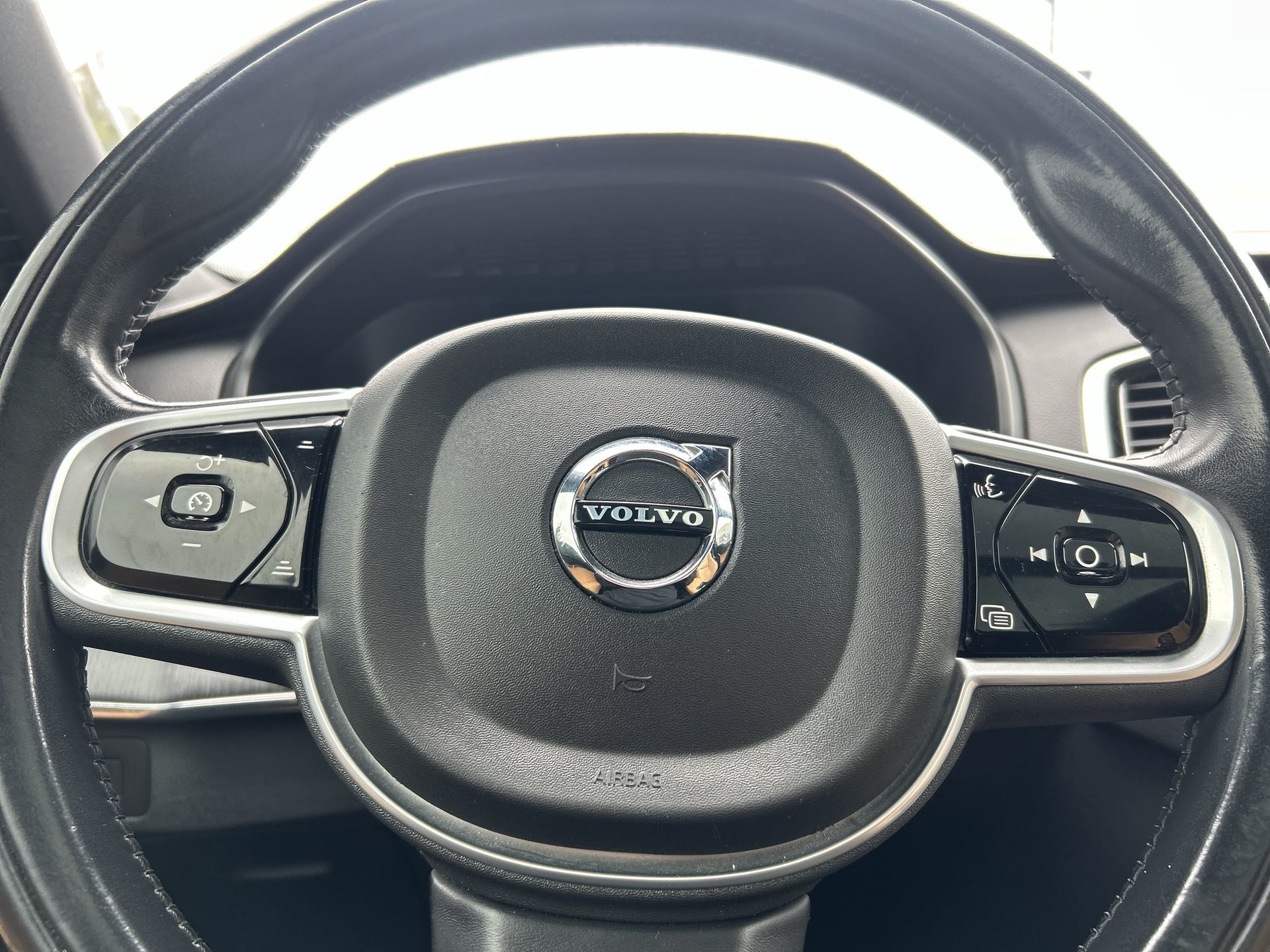 2020 Volvo XC90