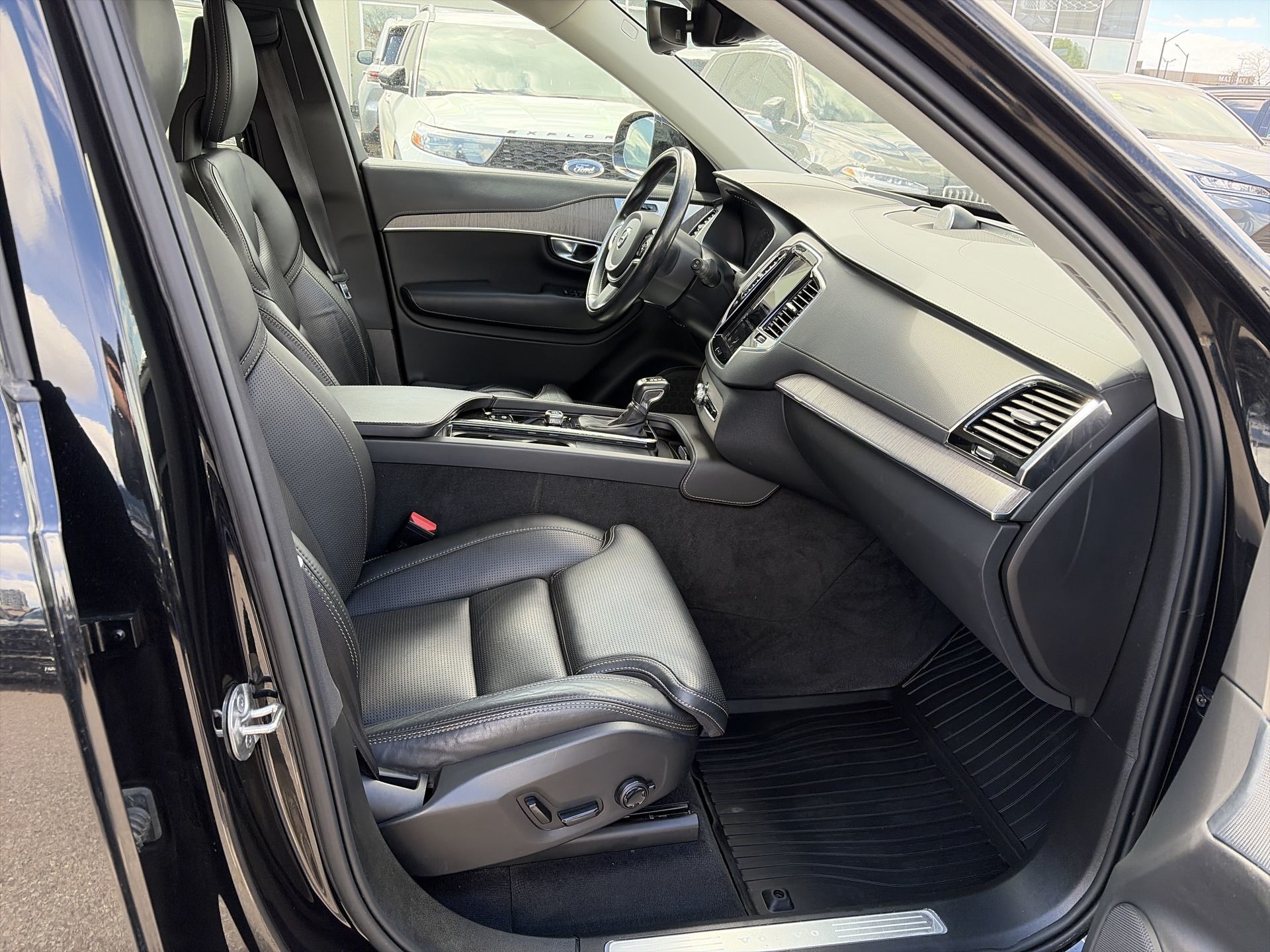 2022 Volvo XC90