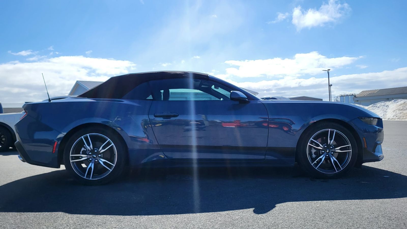 Ford Mustang 2025 — photo 8