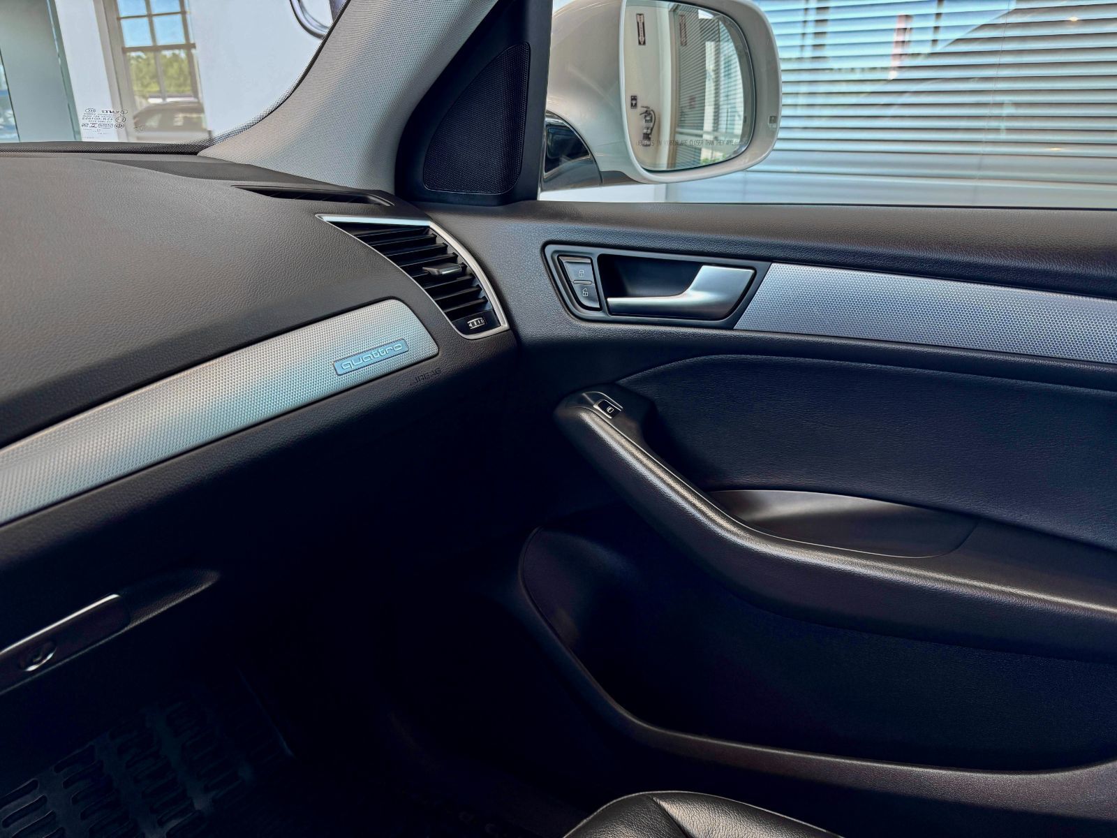 Audi Q5 2.0T Progressiv 2016-29