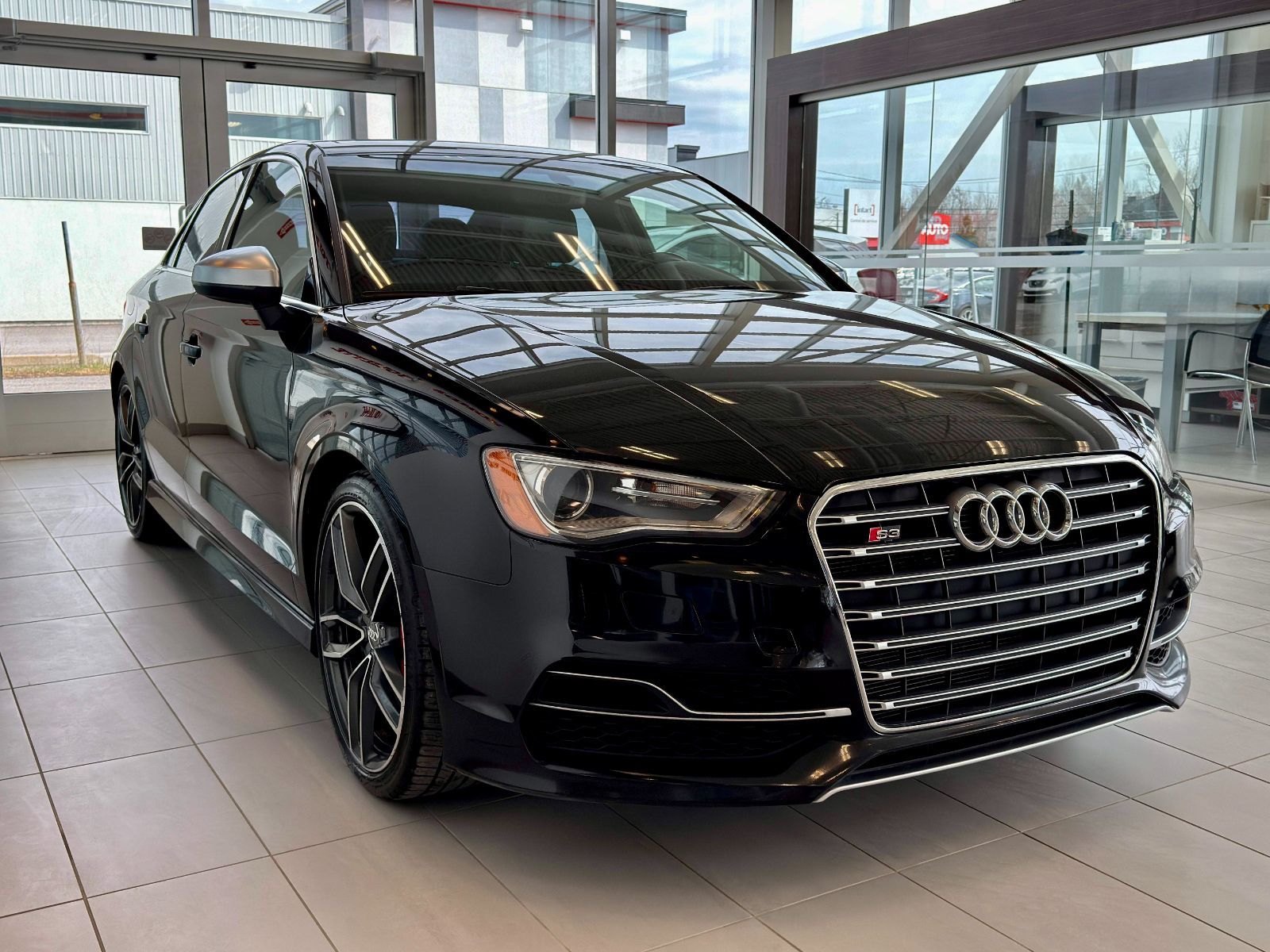 2016 Audi S3 2.0T Progressiv Quattro-4