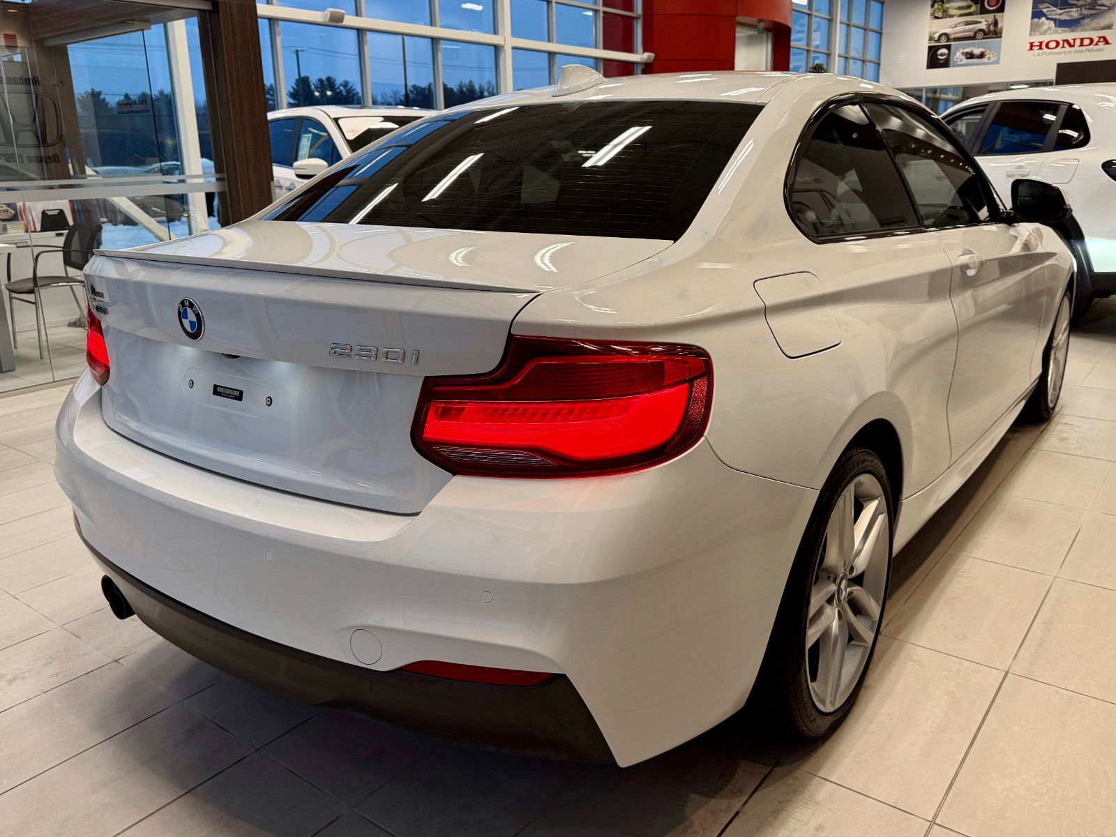 BMW 2 Series 230i xDrive 2018-13
