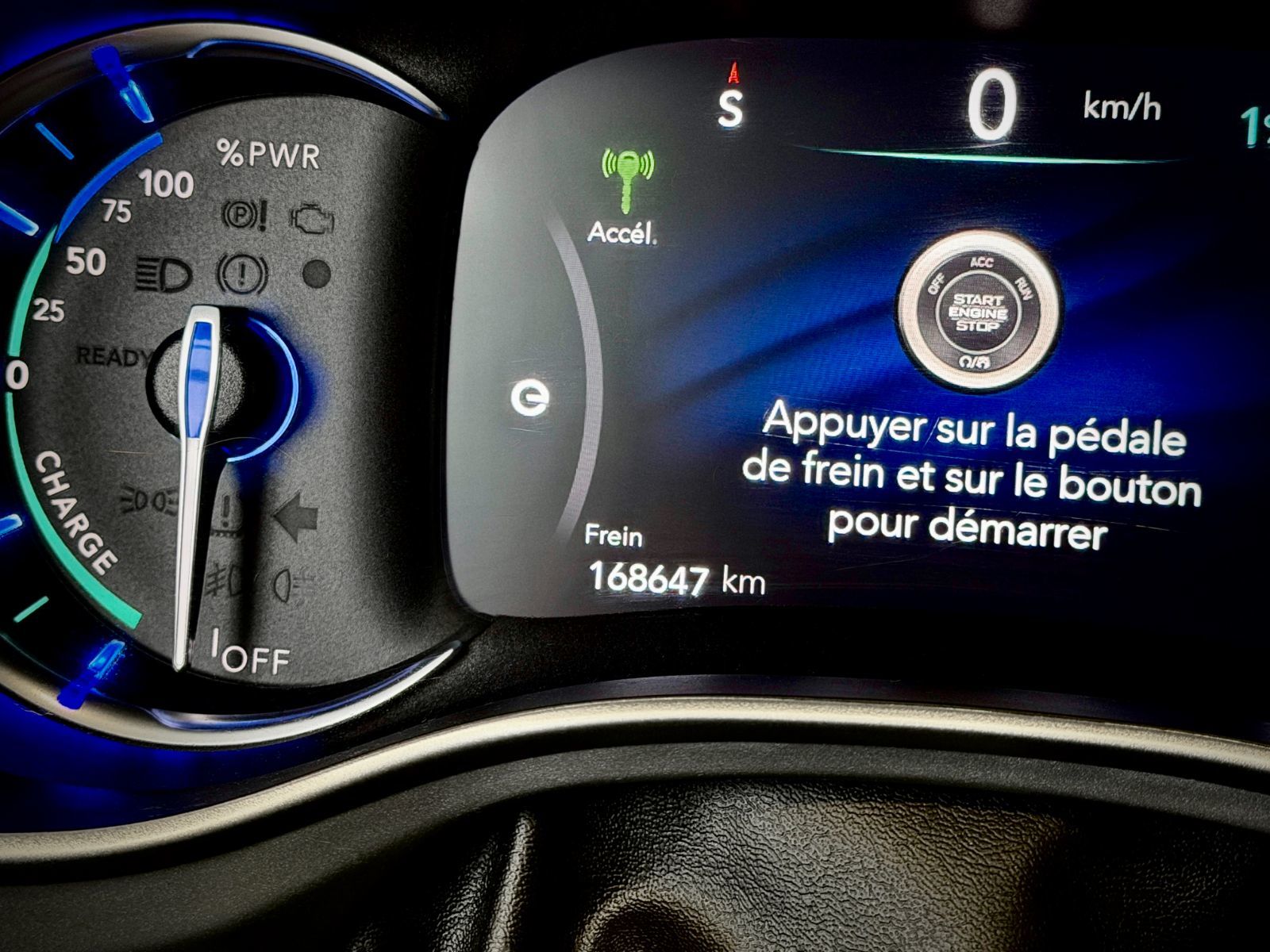 2019 Chrysler Pacifica Hybrid Touring Plus-24