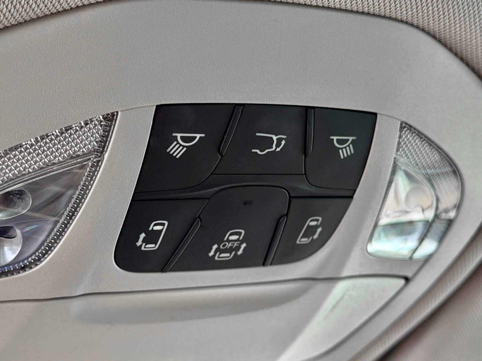 2019 Chrysler Pacifica Hybrid Touring Plus-28