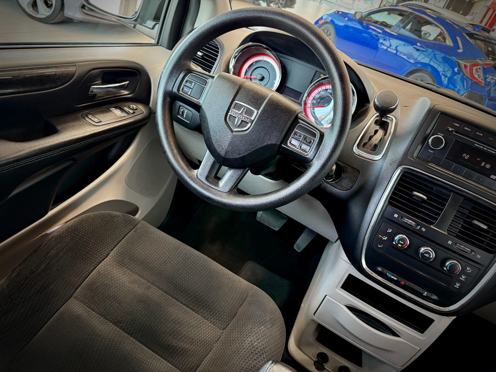 Dodge Grand Caravan Canada Value Package 2017-15