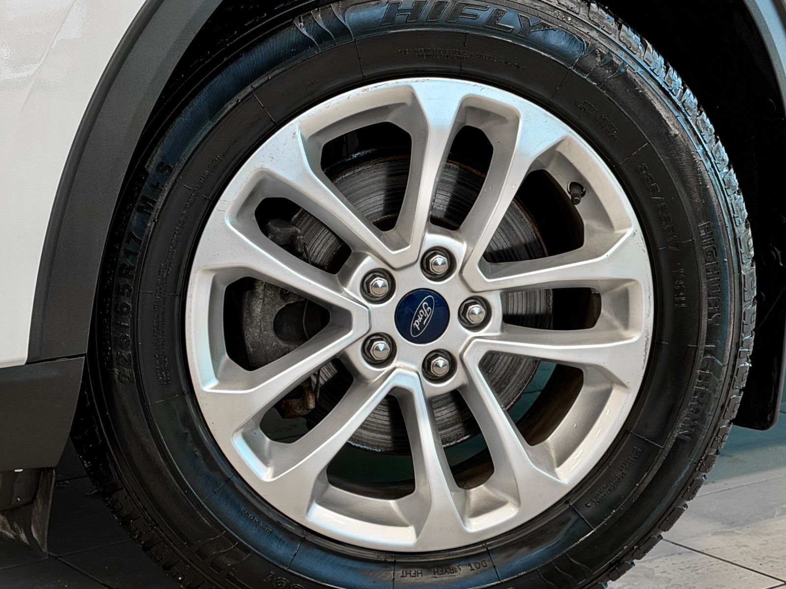 2020 Ford Escape SE AWD-12