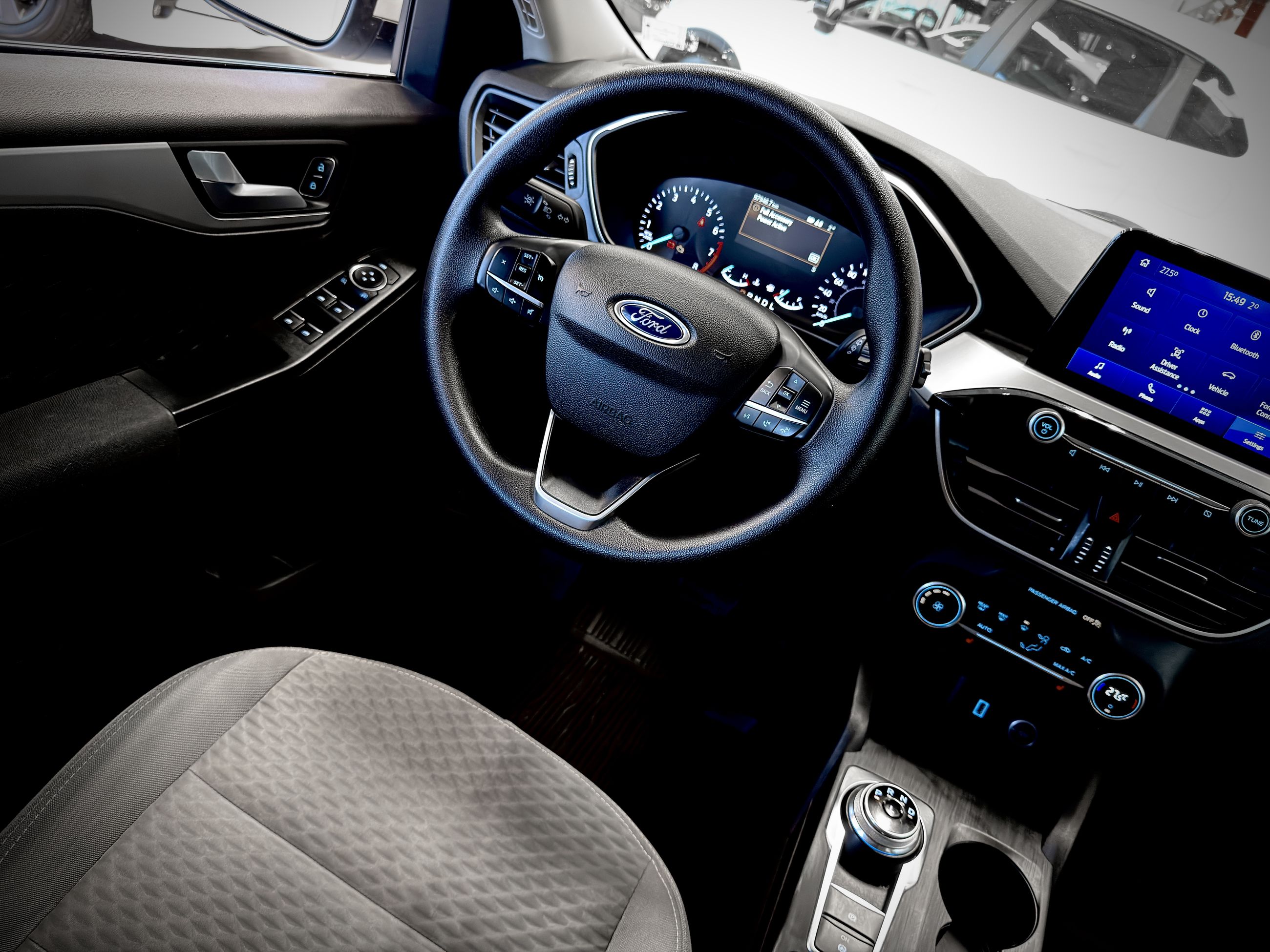 2020 Ford Escape SE AWD-15