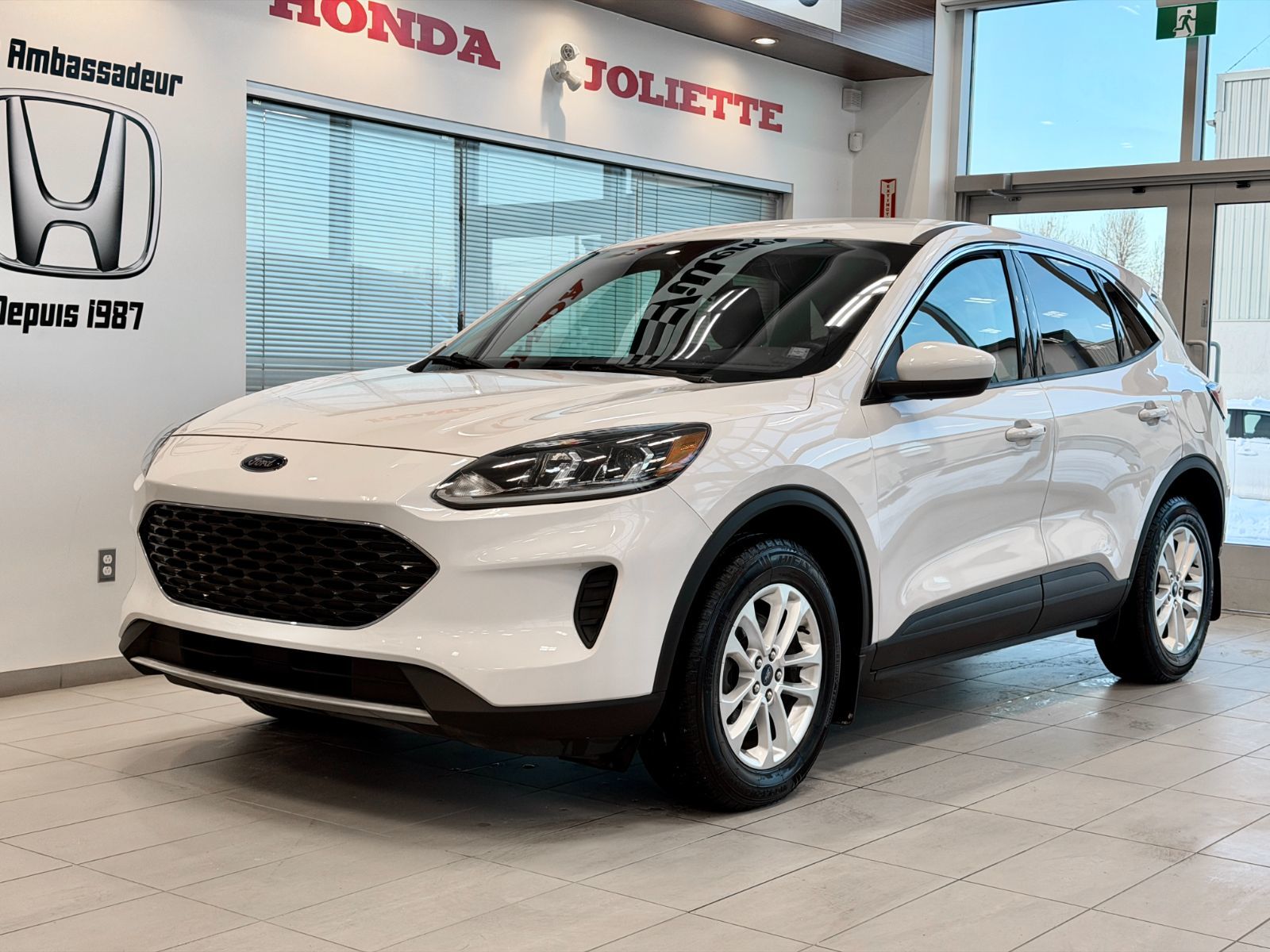 2020 Ford Escape SE AWD-2