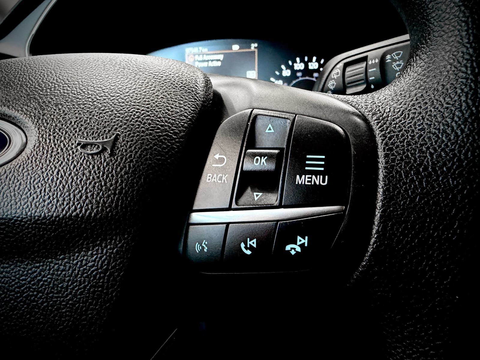 2020 Ford Escape SE AWD-20