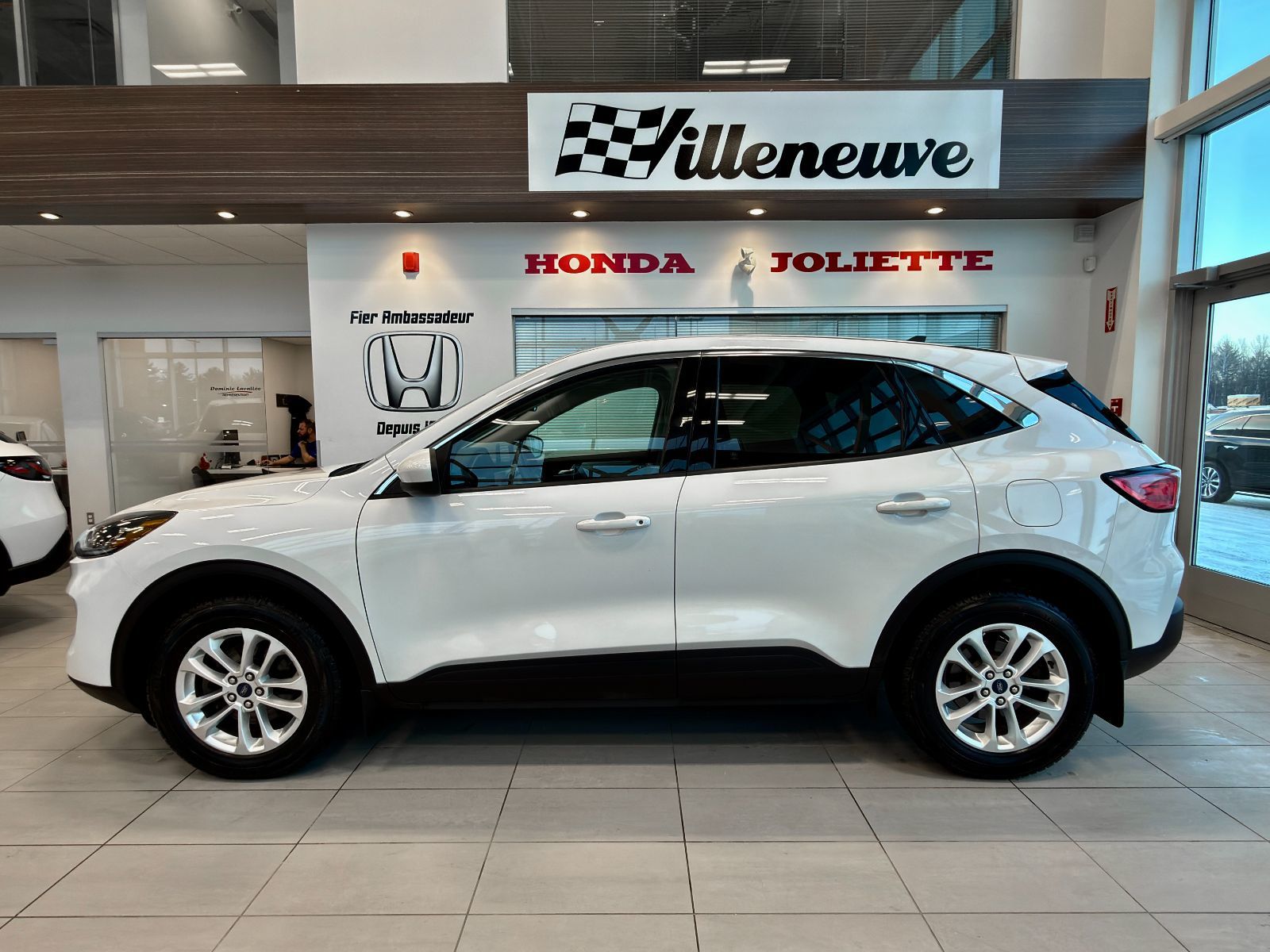 2020 Ford Escape SE AWD-6