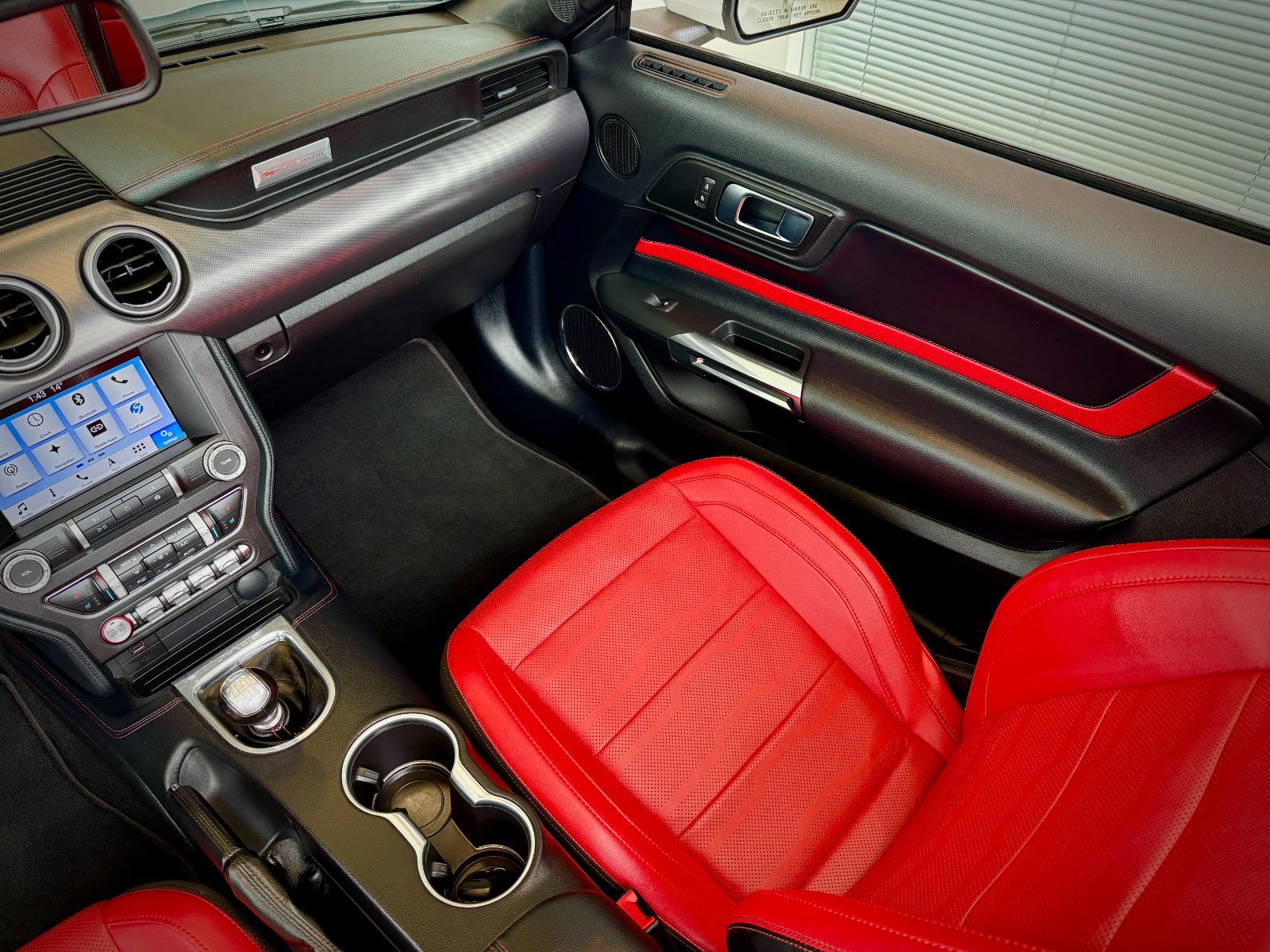 Ford Mustang GT Premium 2019-24