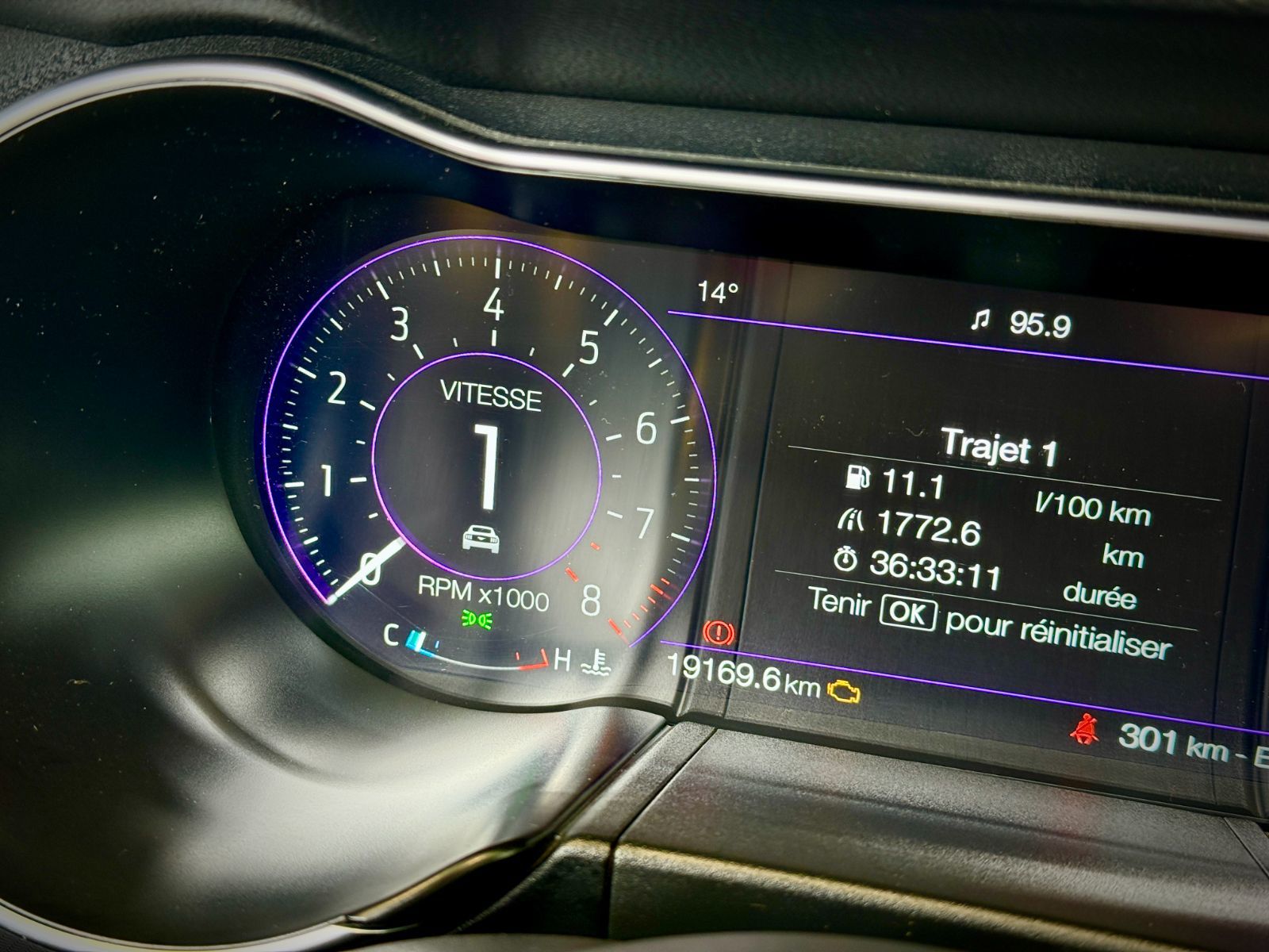 Ford Mustang GT Premium 2019-28