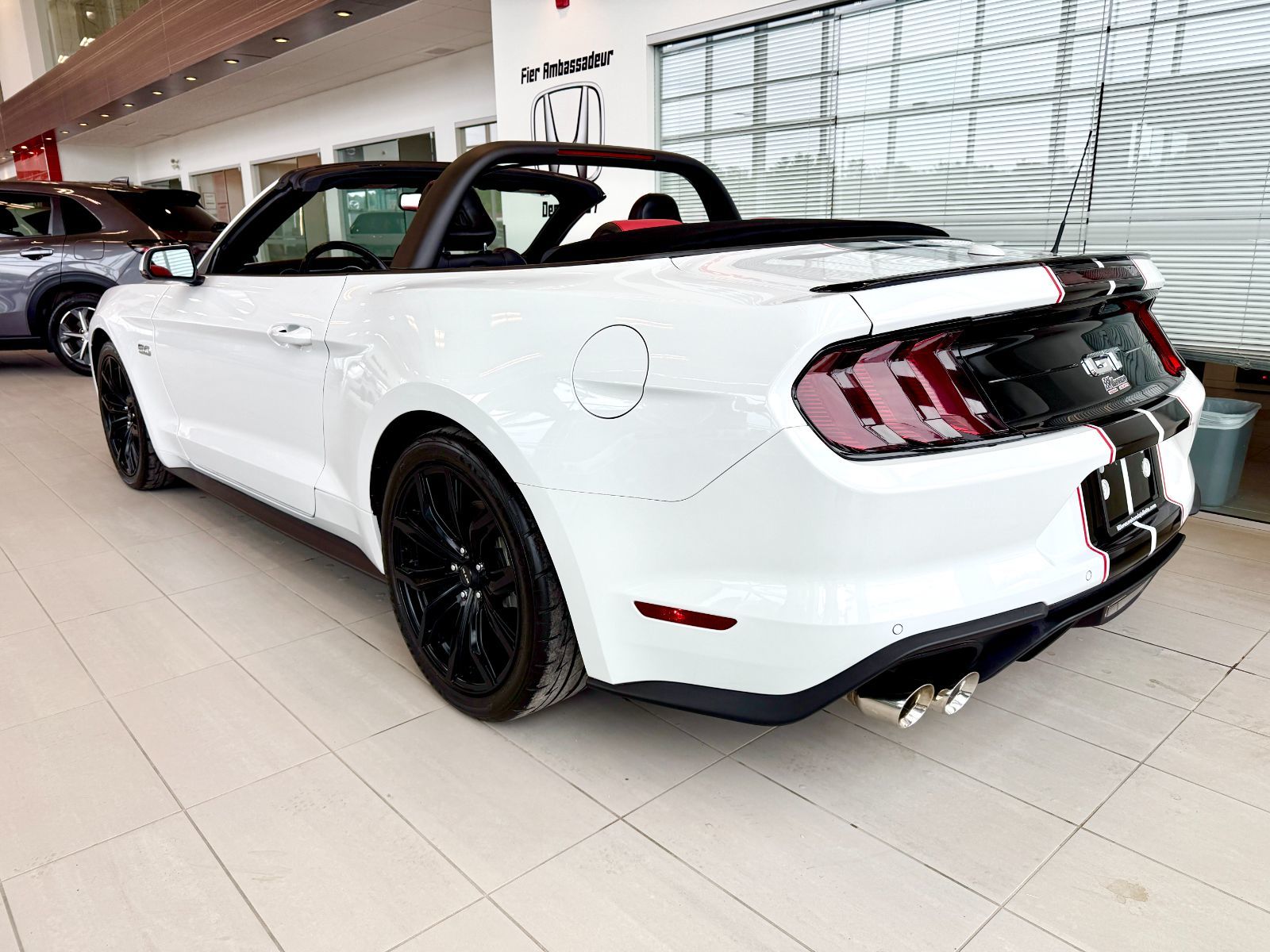 Ford Mustang GT Premium 2019-12