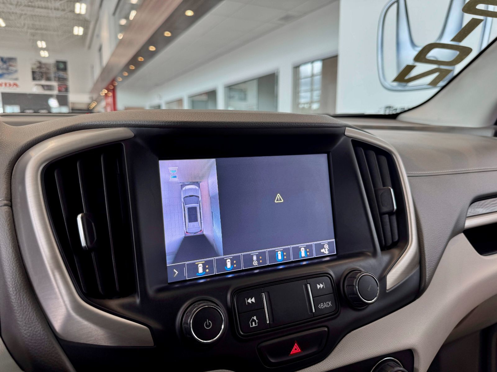 GMC Terrain Denali 2020-26