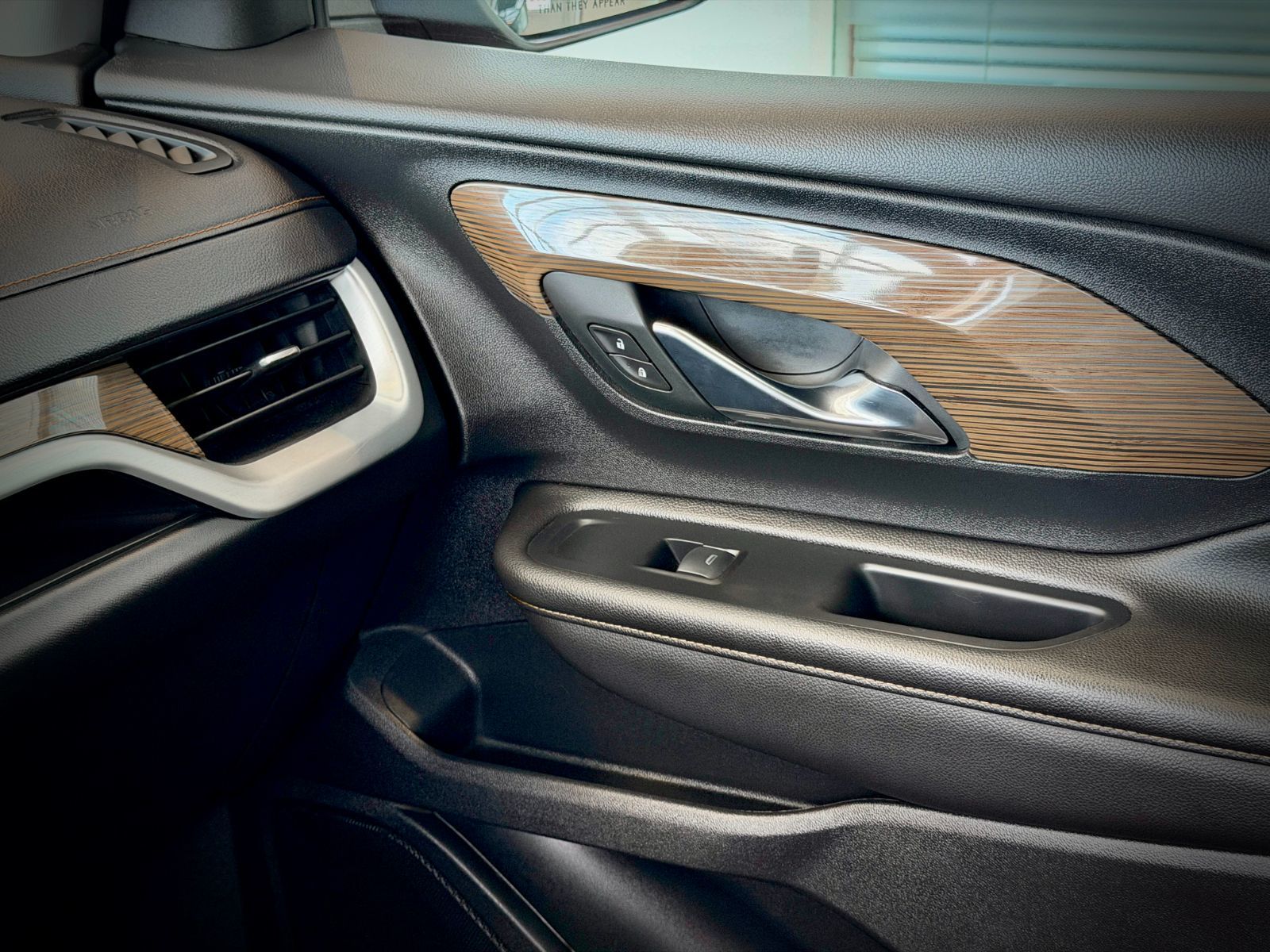 2020 GMC Terrain SLE AWD-35