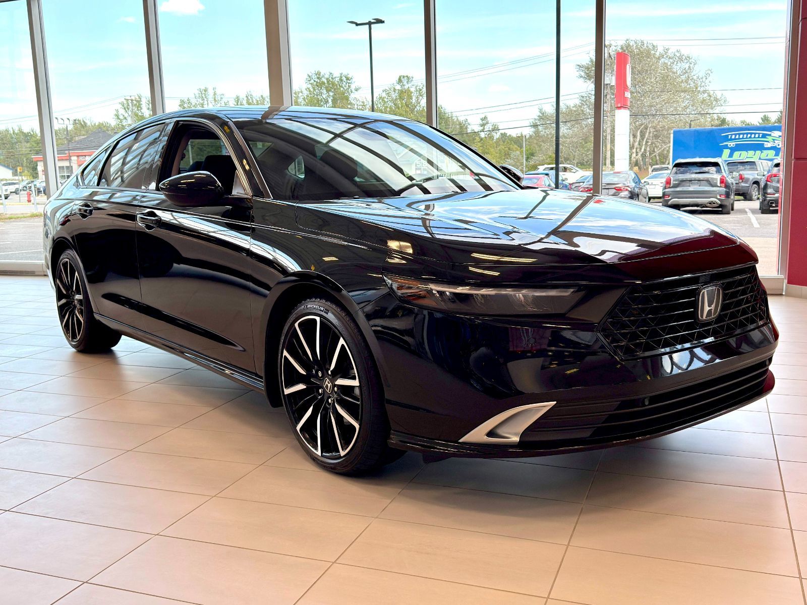 Honda Accord Hybrid Touring 2025-5