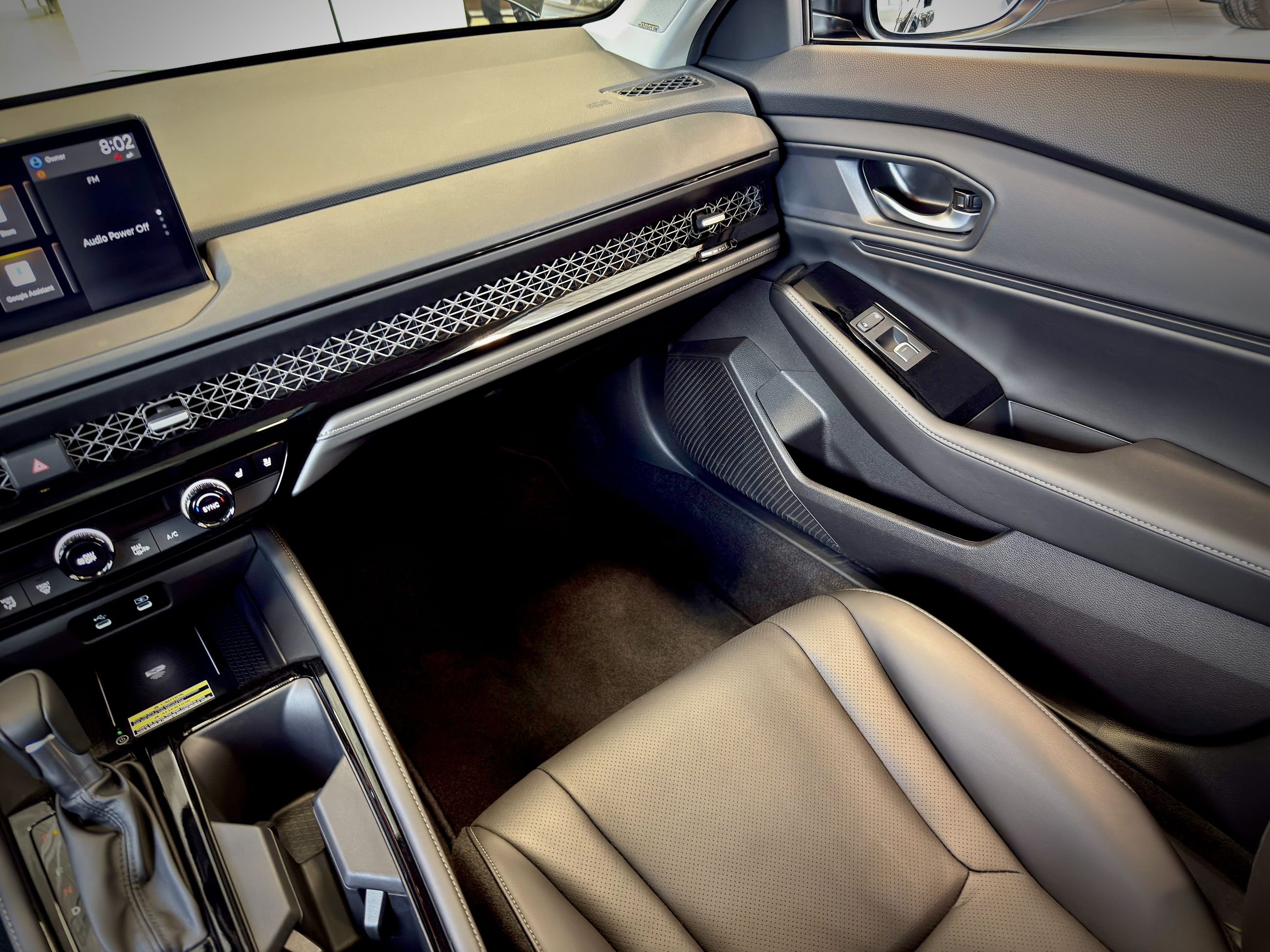 Honda Accord Hybrid Touring 2025-15