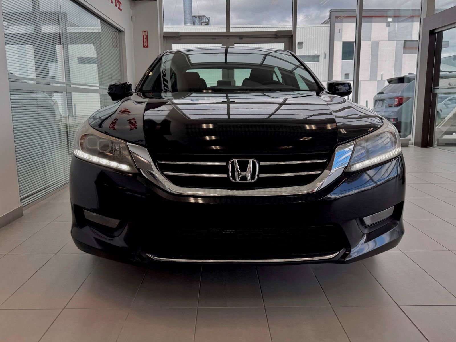 Honda Accord Sedan Touring 2014-3