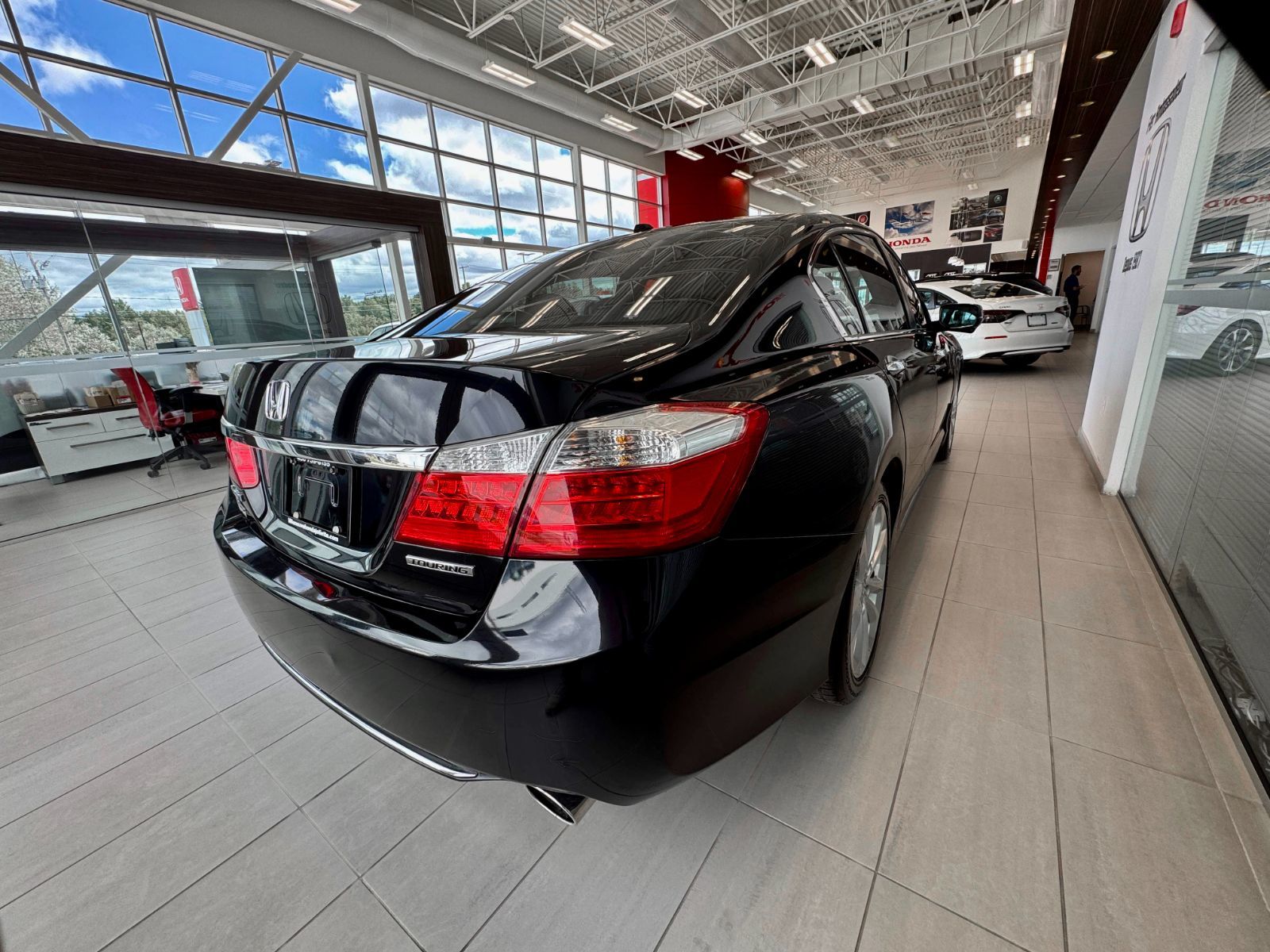 Honda Accord Sedan Touring 2014-11