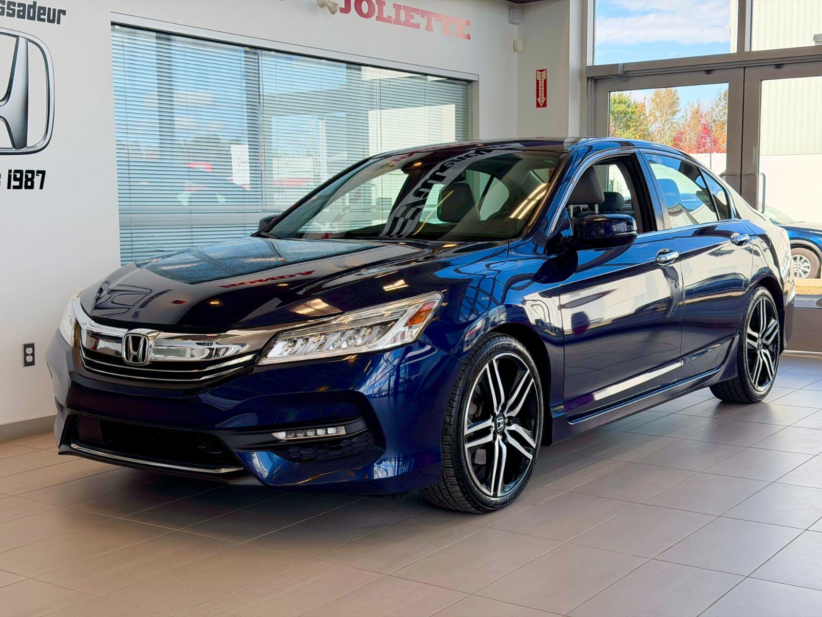 Honda Accord Sedan Touring 2017-3