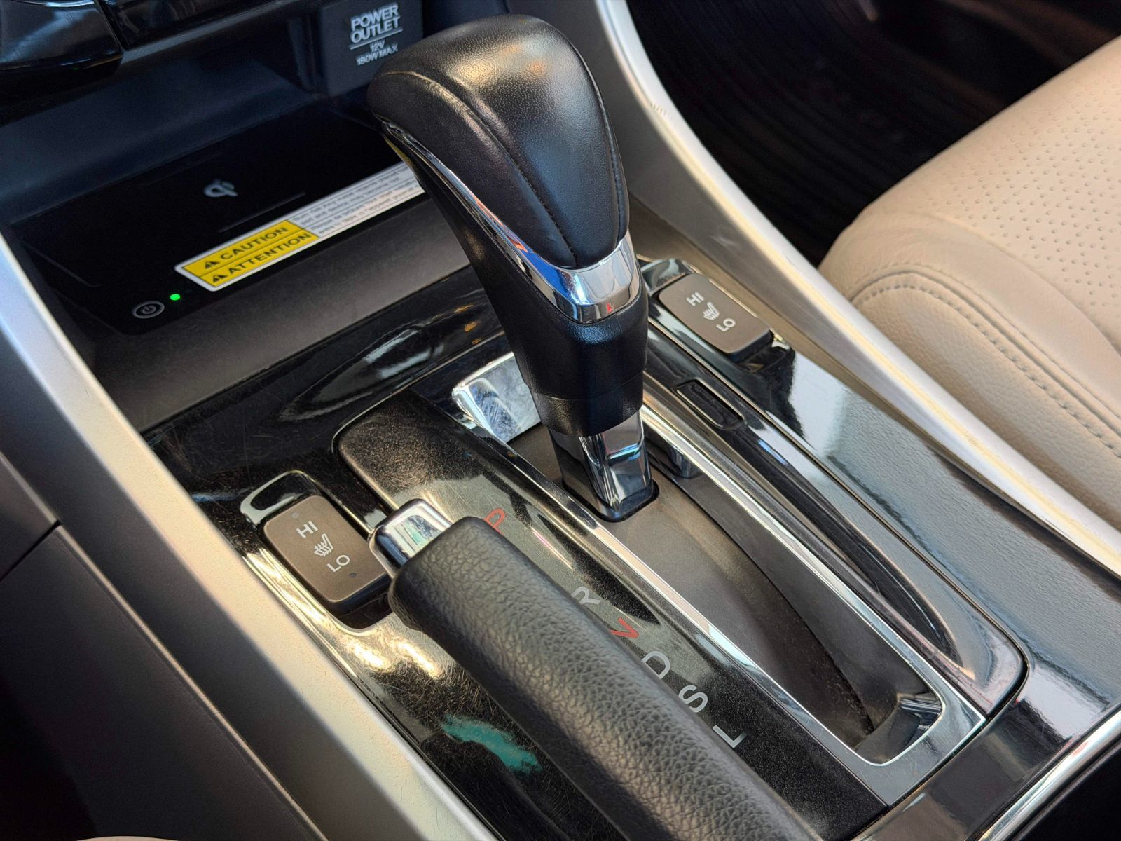 Honda Accord Sedan Touring 2017-30