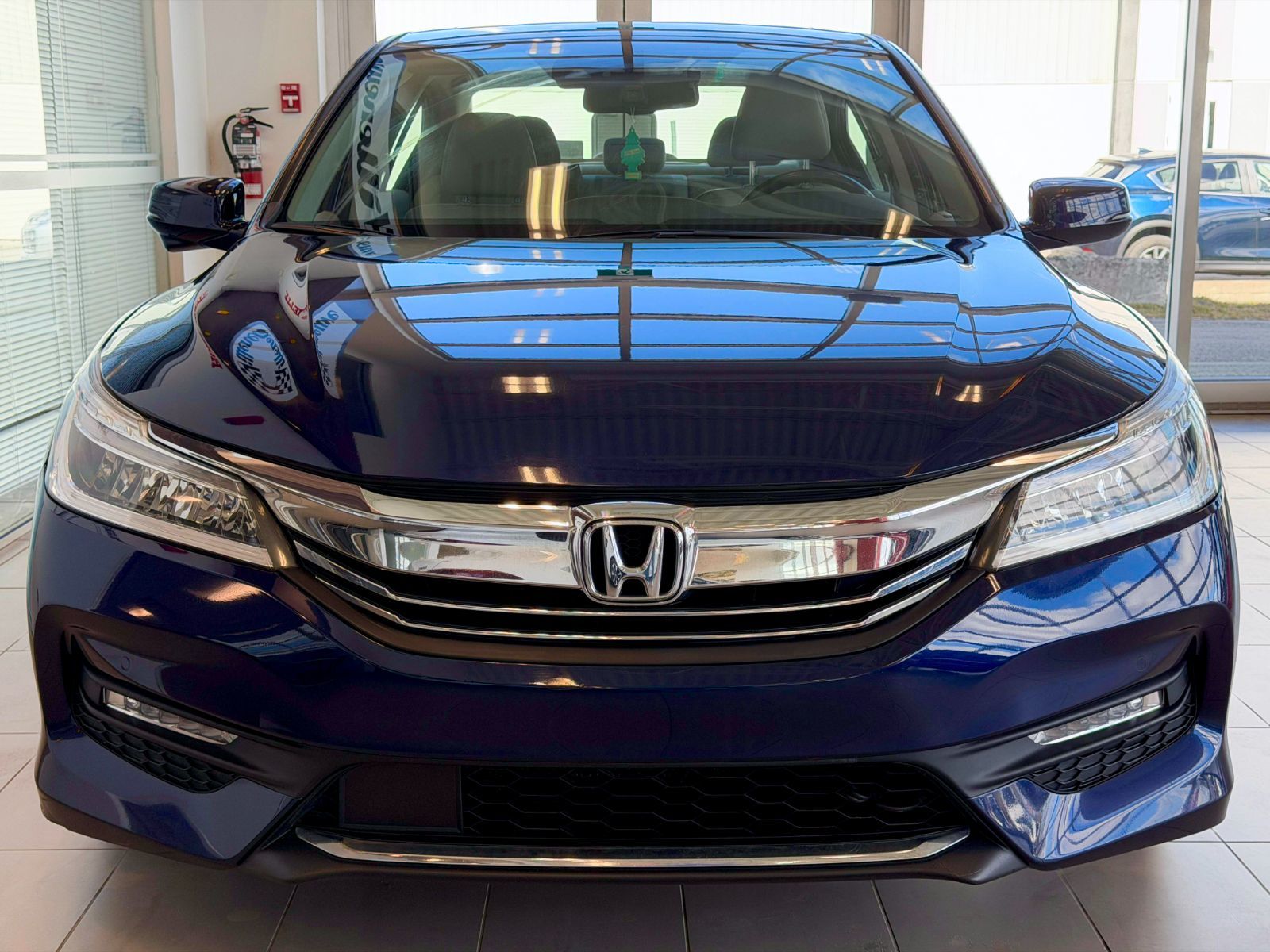 Honda Accord Sedan Touring 2017-4